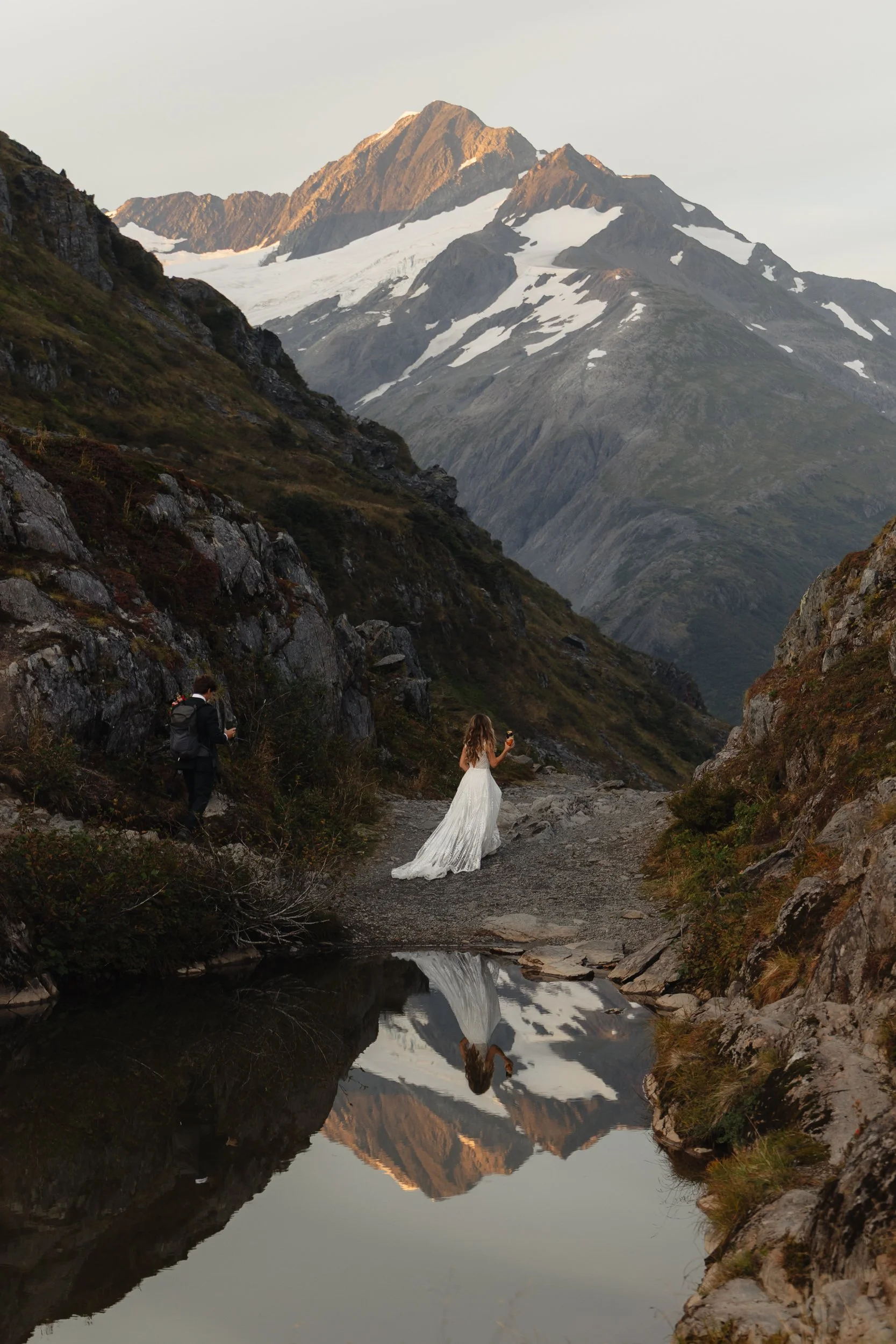 Hiking mountain top elopement in Alaska surrounded by glaciers | the hearnes adventure photography
