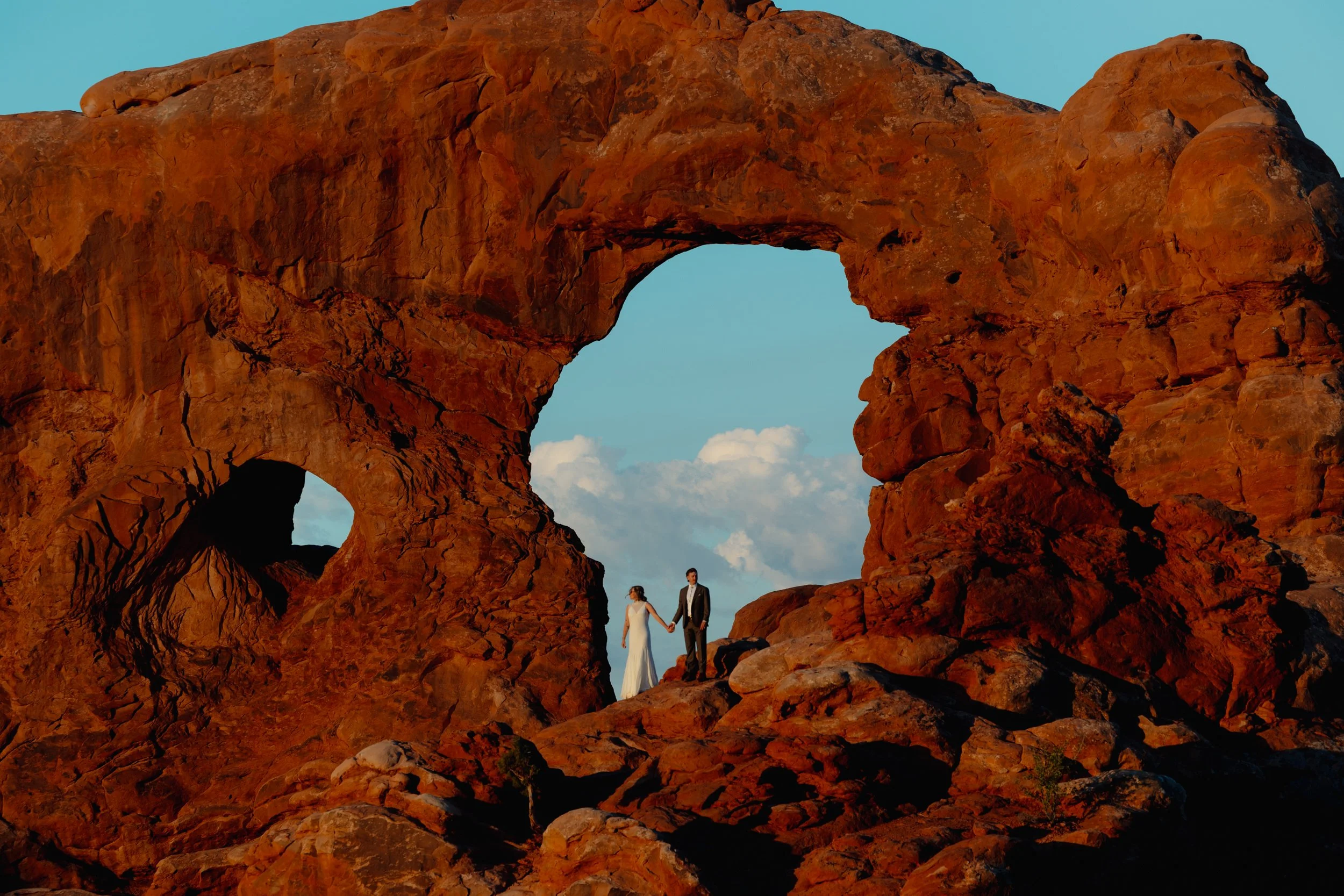 Moab, Utah elopement in Arches National Park | The Hearnes Adventure Photography