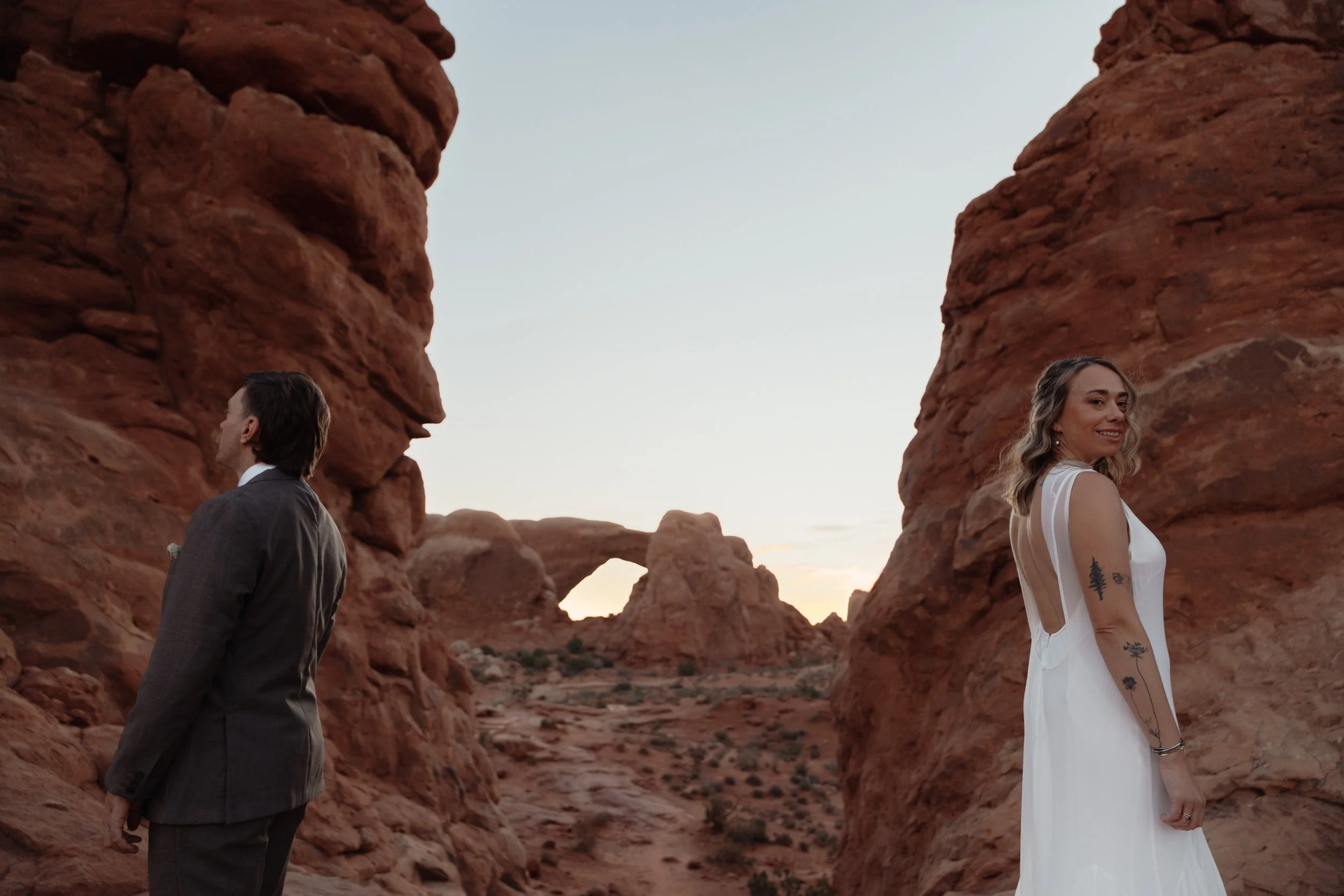 Moab, Utah elopement in Arches National Park | The Hearnes Adventure Photography