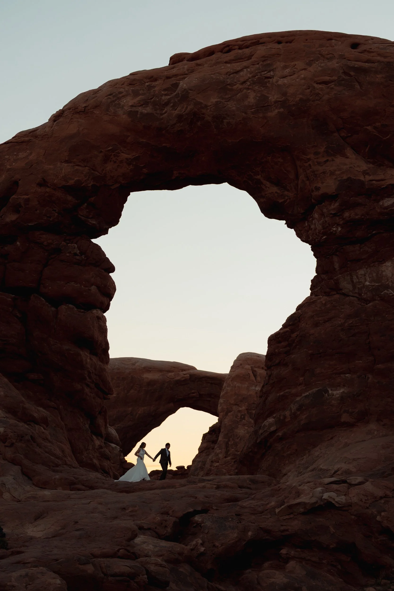 Moab, Utah elopement in Arches National Park | The Hearnes Adventure Photography