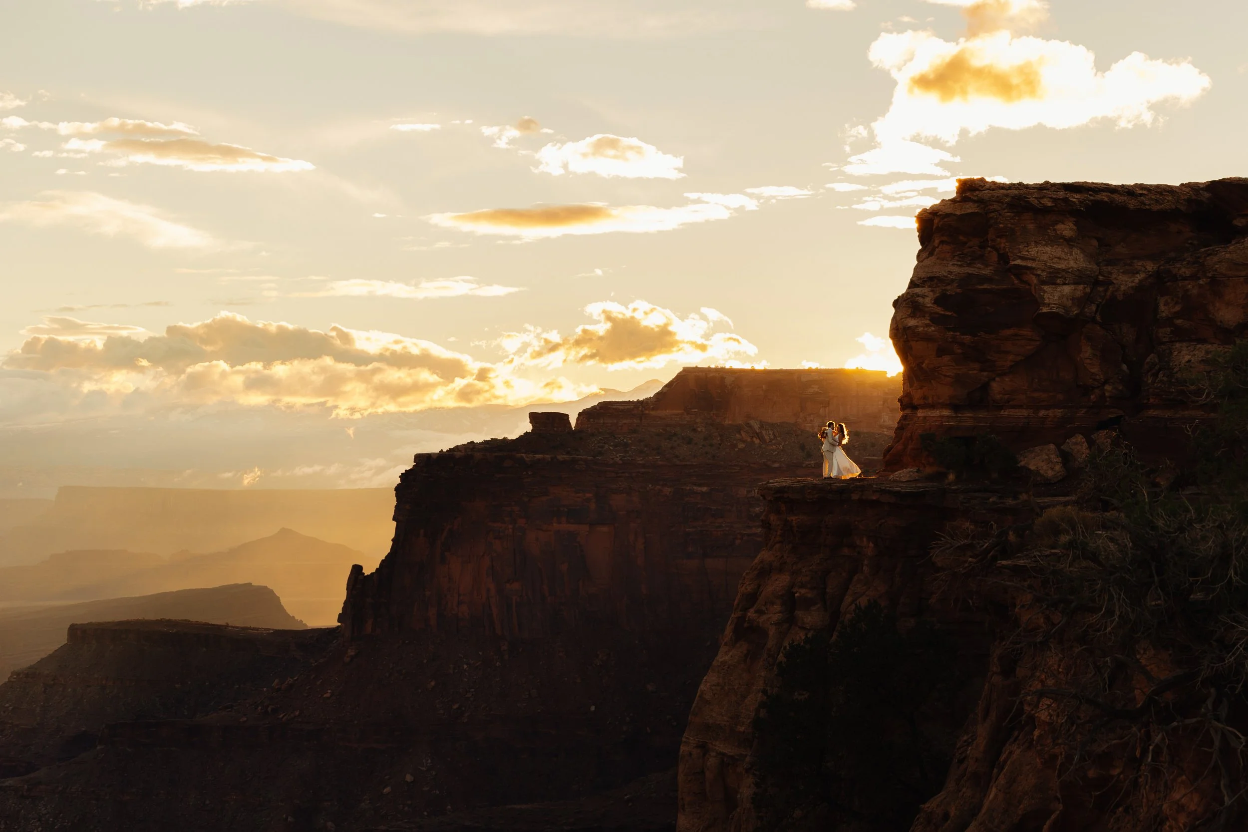 Canyonlands National Park Elopement in Moab Utah with The Hearnes Adventure Photography