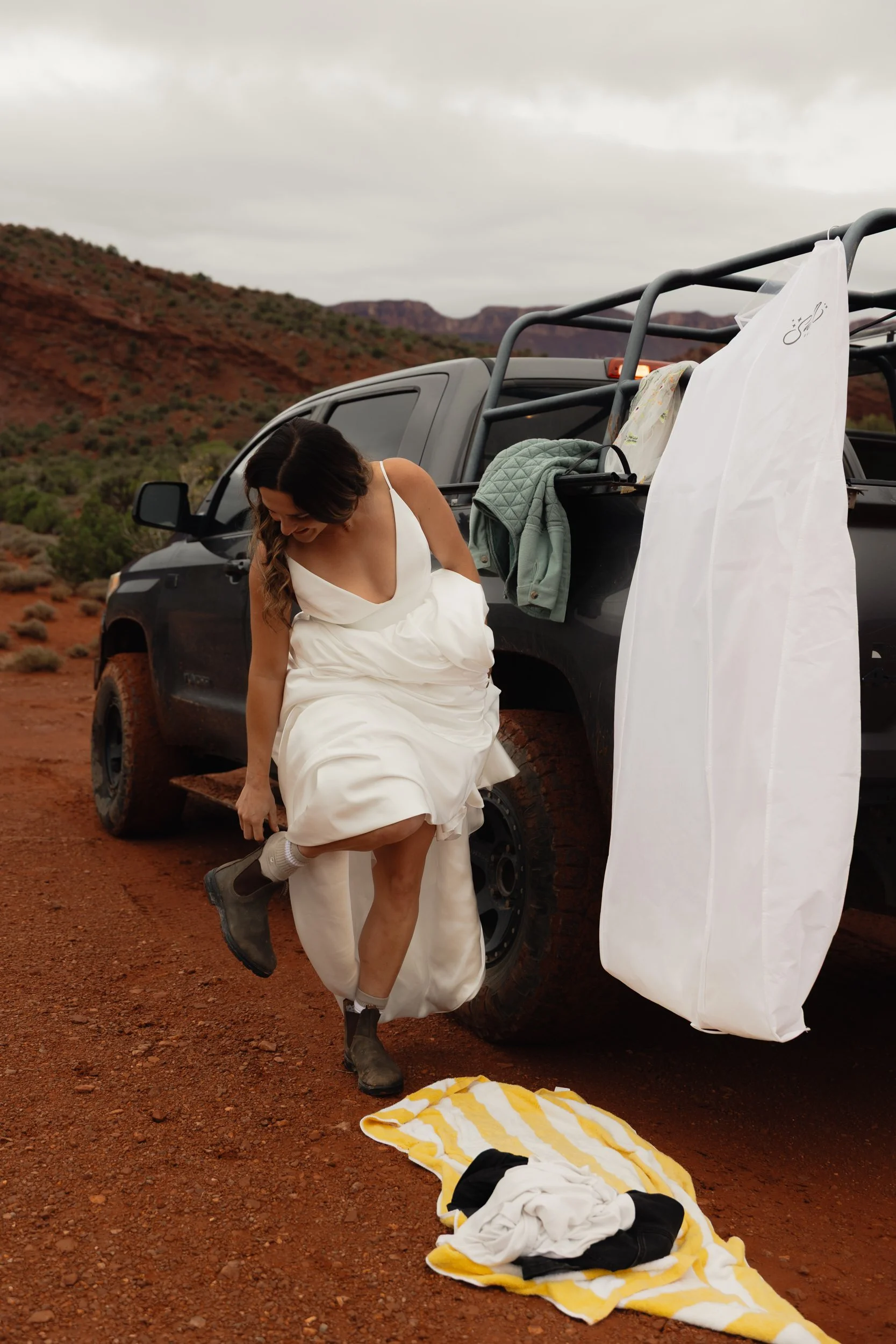 Canyonlands National Park Elopement in Moab Utah with The Hearnes Adventure Photography