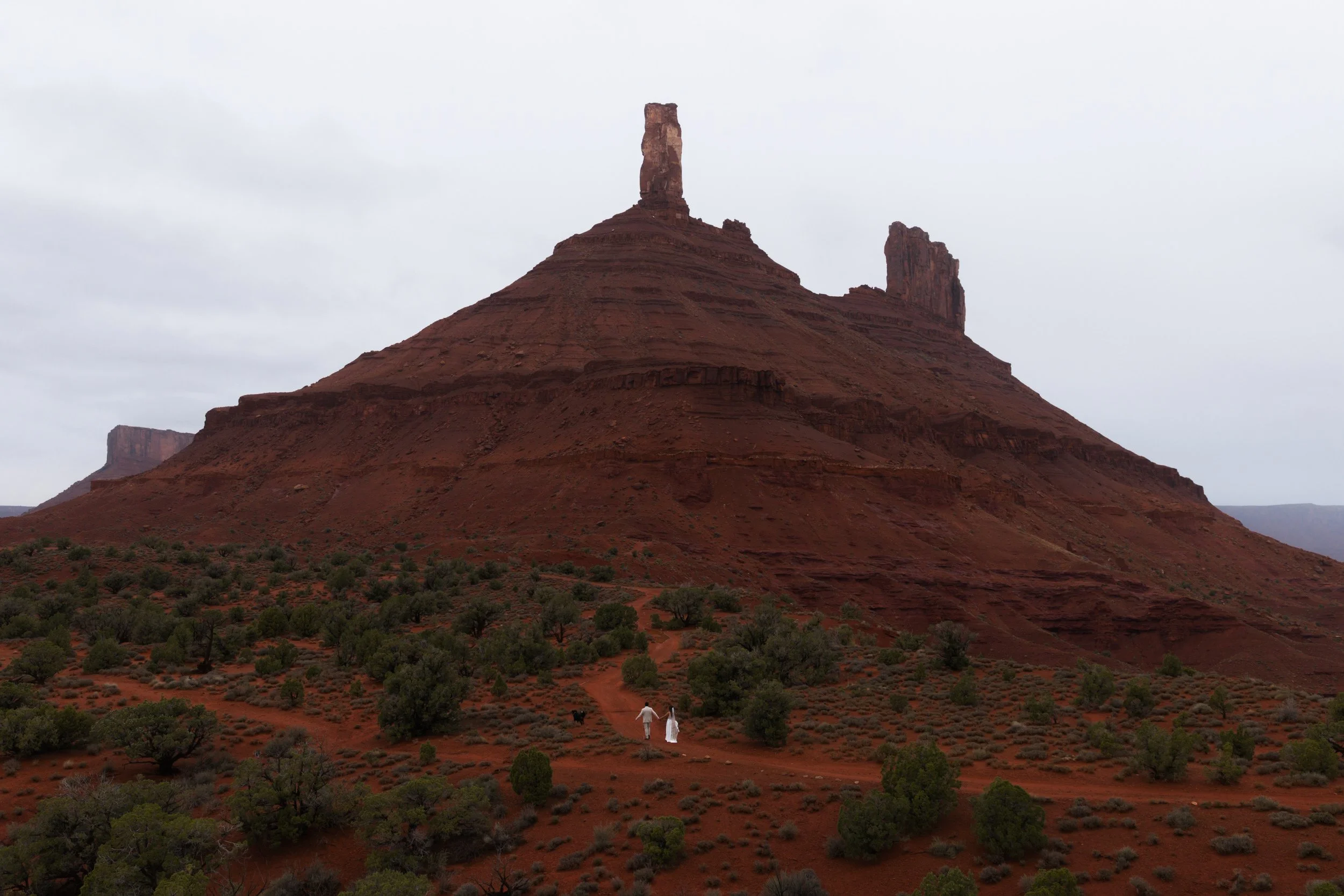 Canyonlands National Park Elopement in Moab Utah with The Hearnes Adventure Photography