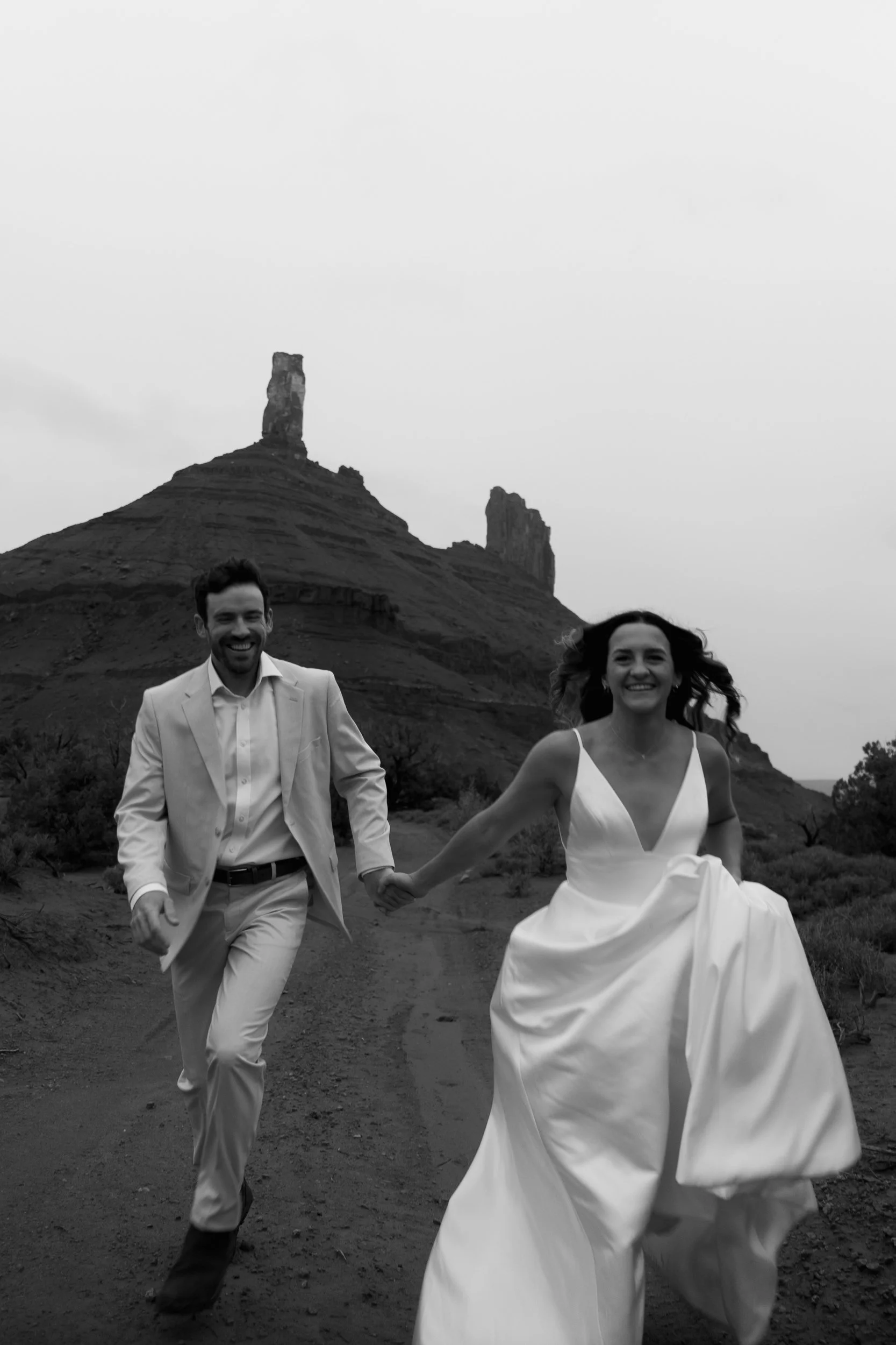 Canyonlands National Park Elopement in Moab Utah with The Hearnes Adventure Photography