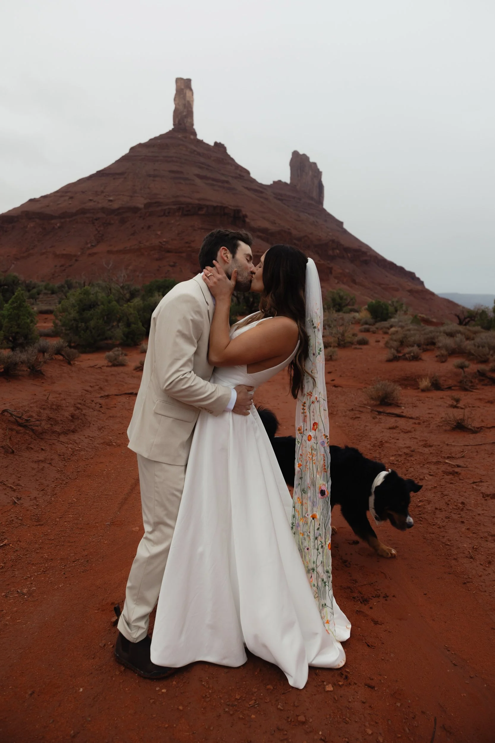 Canyonlands National Park Elopement in Moab Utah with The Hearnes Adventure Photography