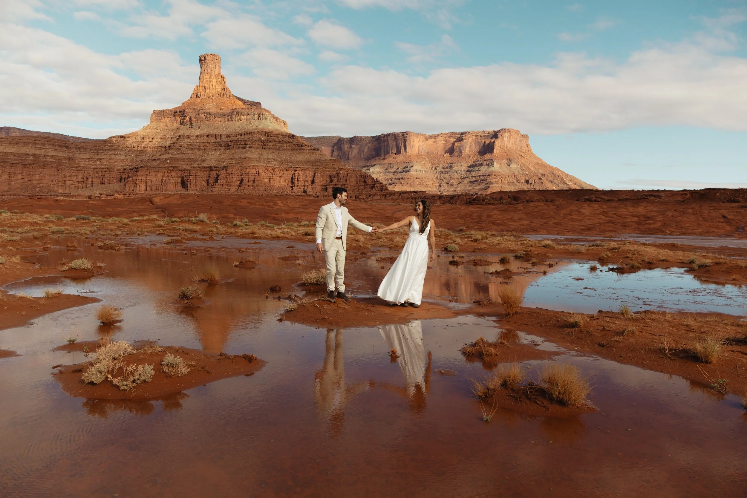 Canyonlands National Park Elopement in Moab Utah with The Hearnes Adventure Photography