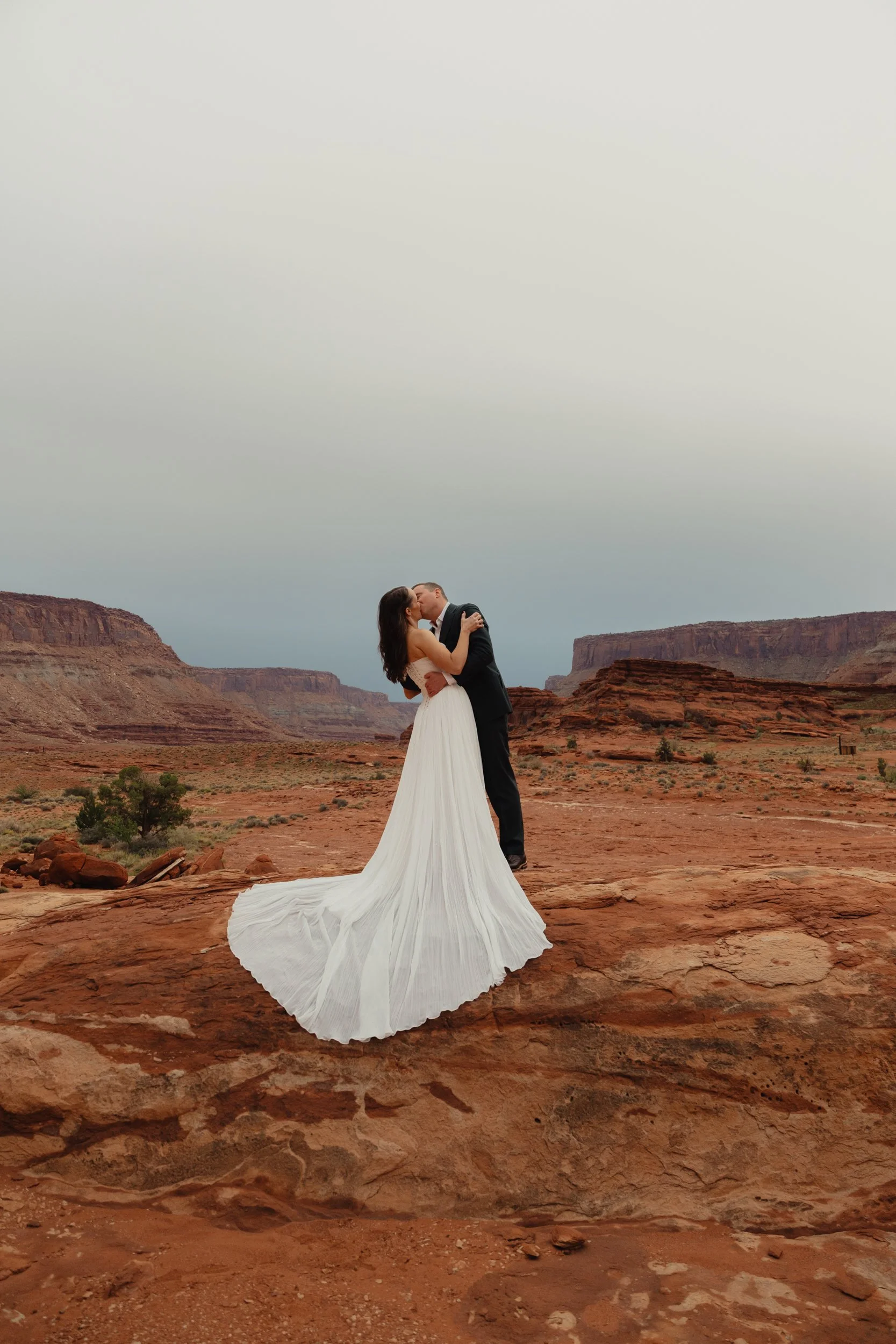 Hearnes-Elopement-Photography-Moab-Utah-1.jpg