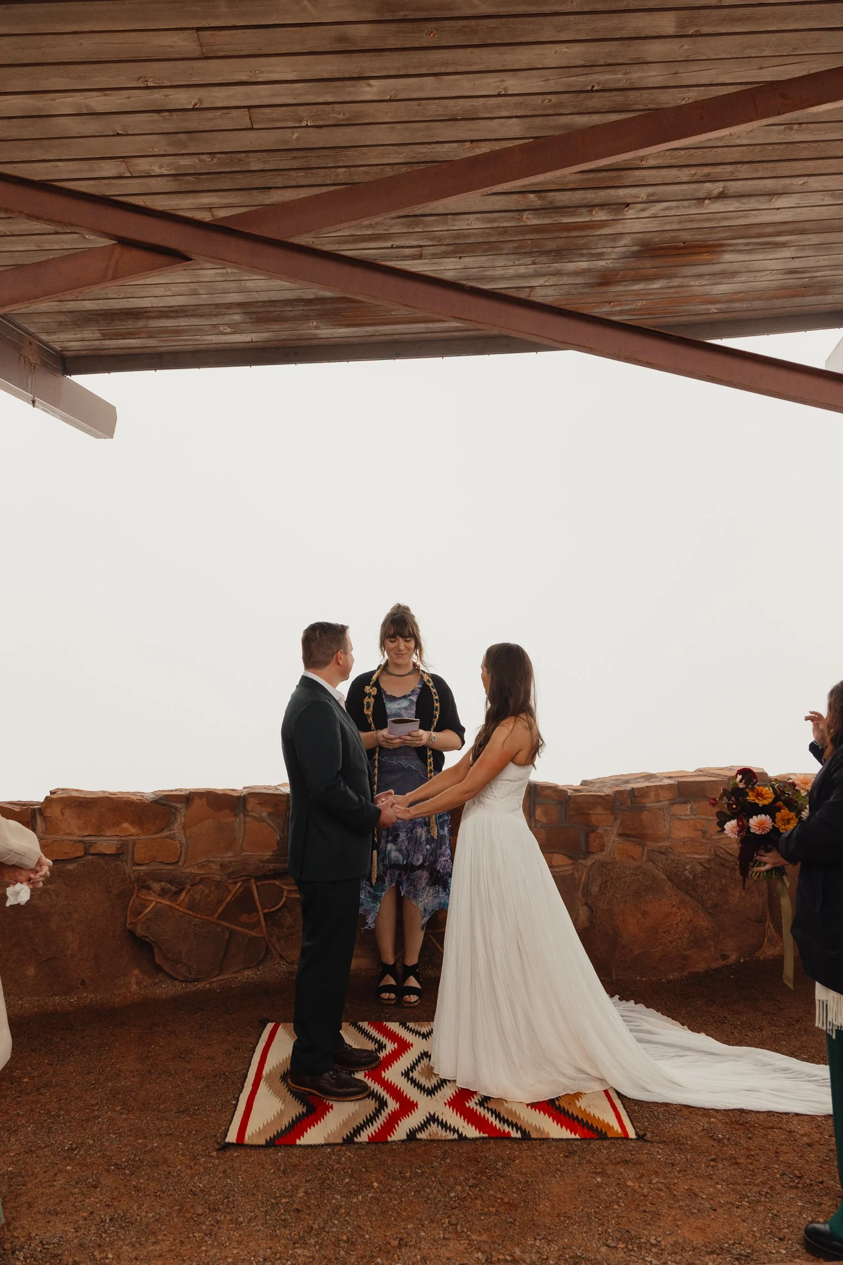 rainy moab elopement with the hearnes