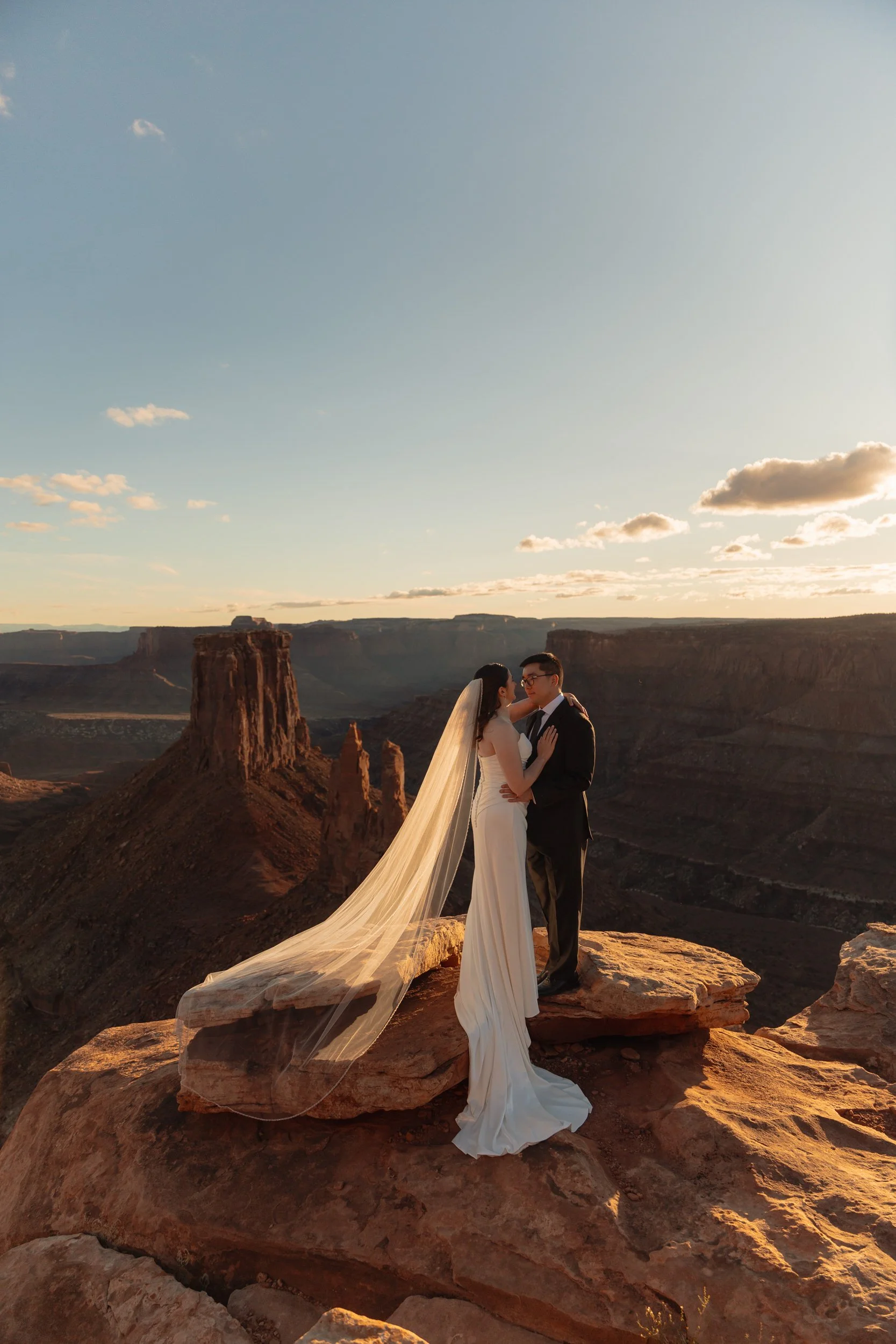 Jeep elopement in Moab, Utah with The Hearnes