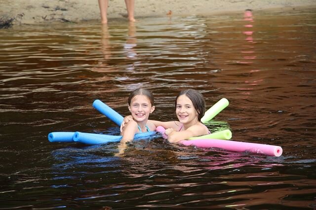 Who would rather be at the lake right now?⁠
⁠-⁠
#summercamp #summer #camp #fun #kids #kidscamp #adventure #camping #summerfun #nature #education #daycamp #camplife #fitness #summercampfun #school #summercamps #learning #afterschoolprogram #friends #k