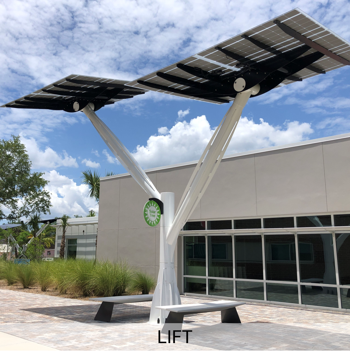 Spotlight Solar tree called Lift in white in Florida