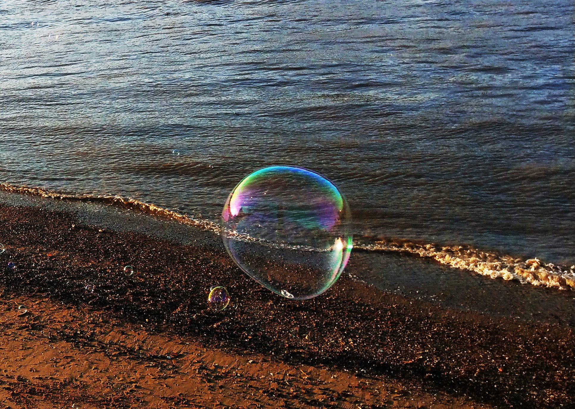 Bubbles, The Thames, London