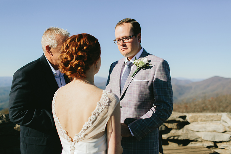 craggy gardens elopement 7.jpg