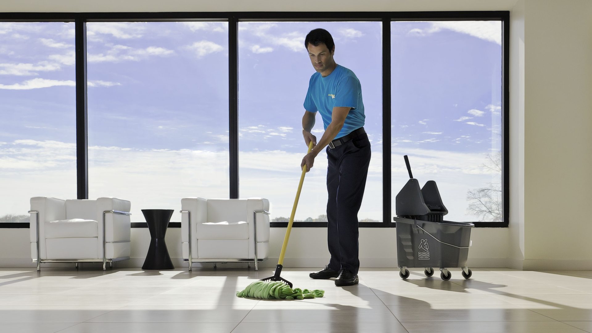 cropped-commercial-cleaning-1.jpg