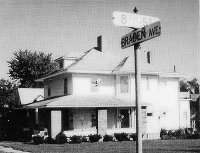 Shutts’ Boarding House, Chariton, Iowa, 1989