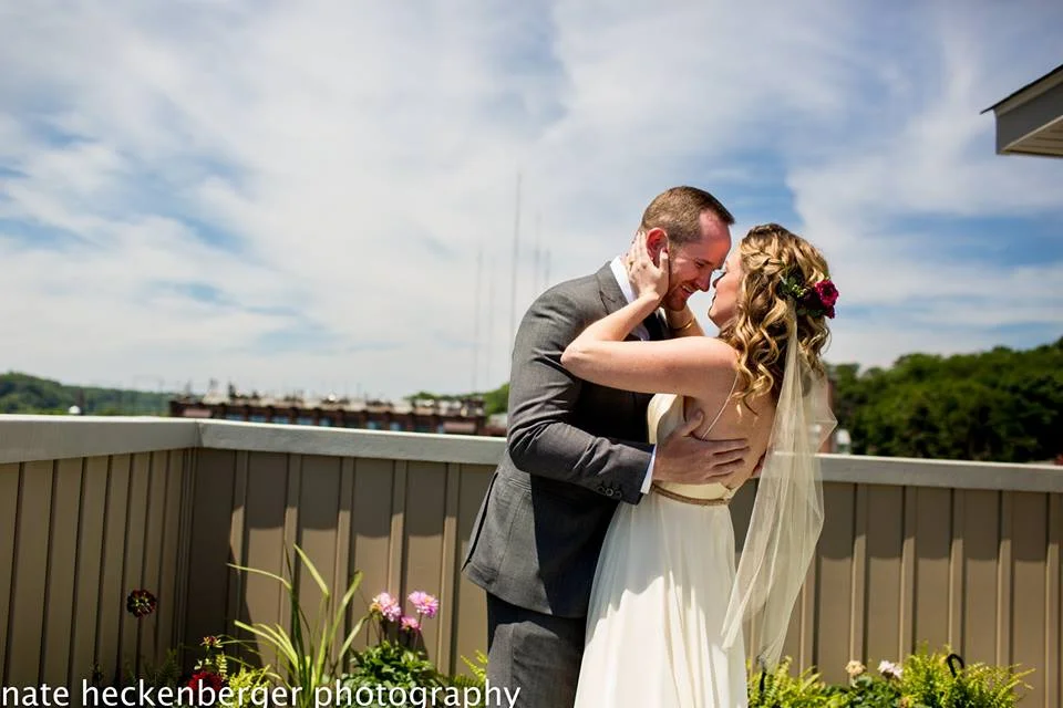Jess wearing the Oxford veil - A lower back length drape champagne veil