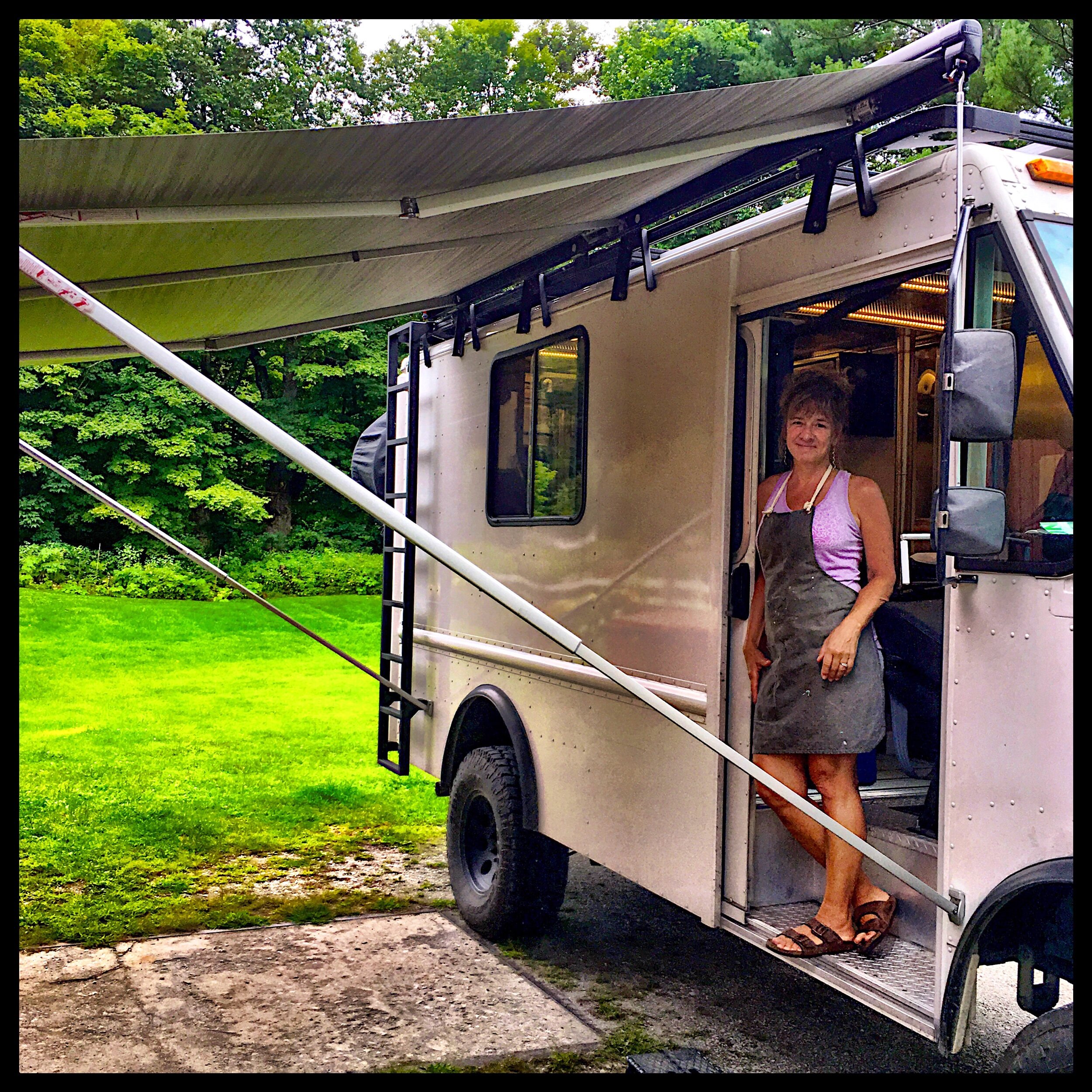 9C12AB22-9C35-435E-8A67-4086A13B9F7F