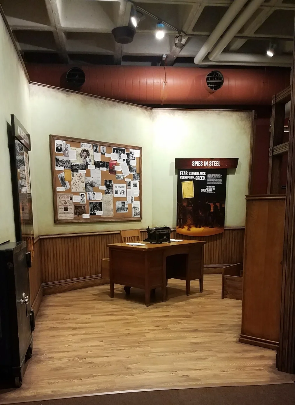 Blue Collar Battleground Exhibit, 2017