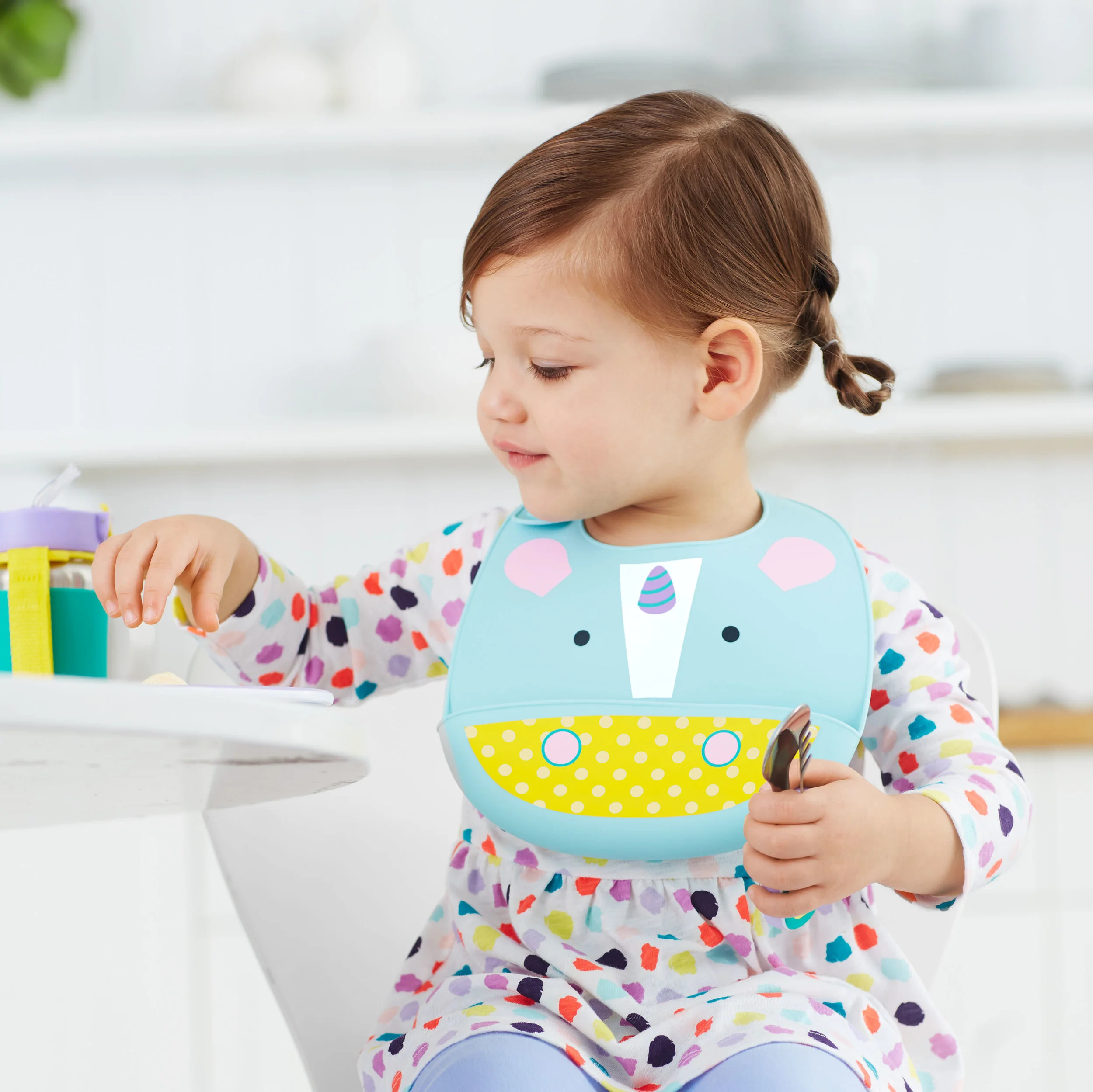 07_Zoo_SiliconeBib_Unicorn_L(2700).jpg