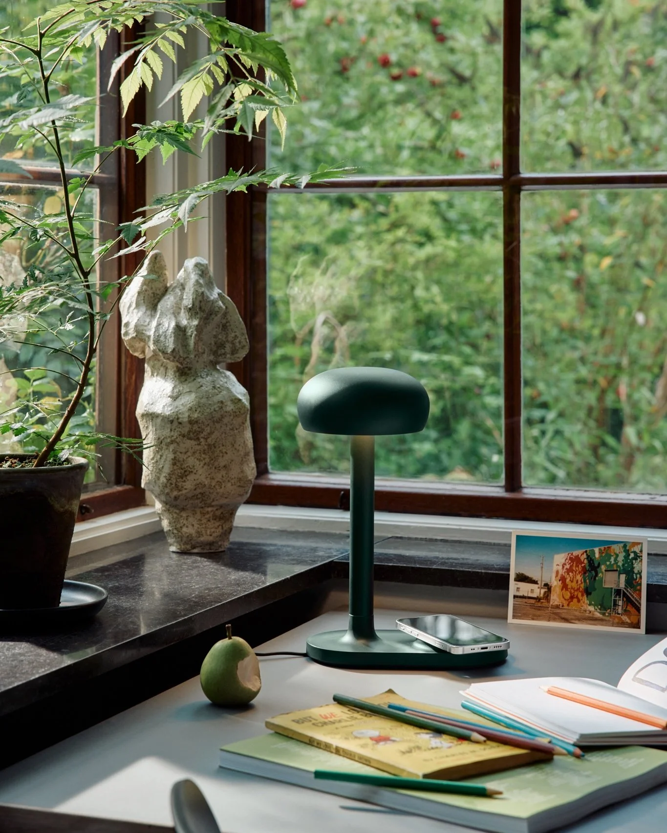  Eva Trio 