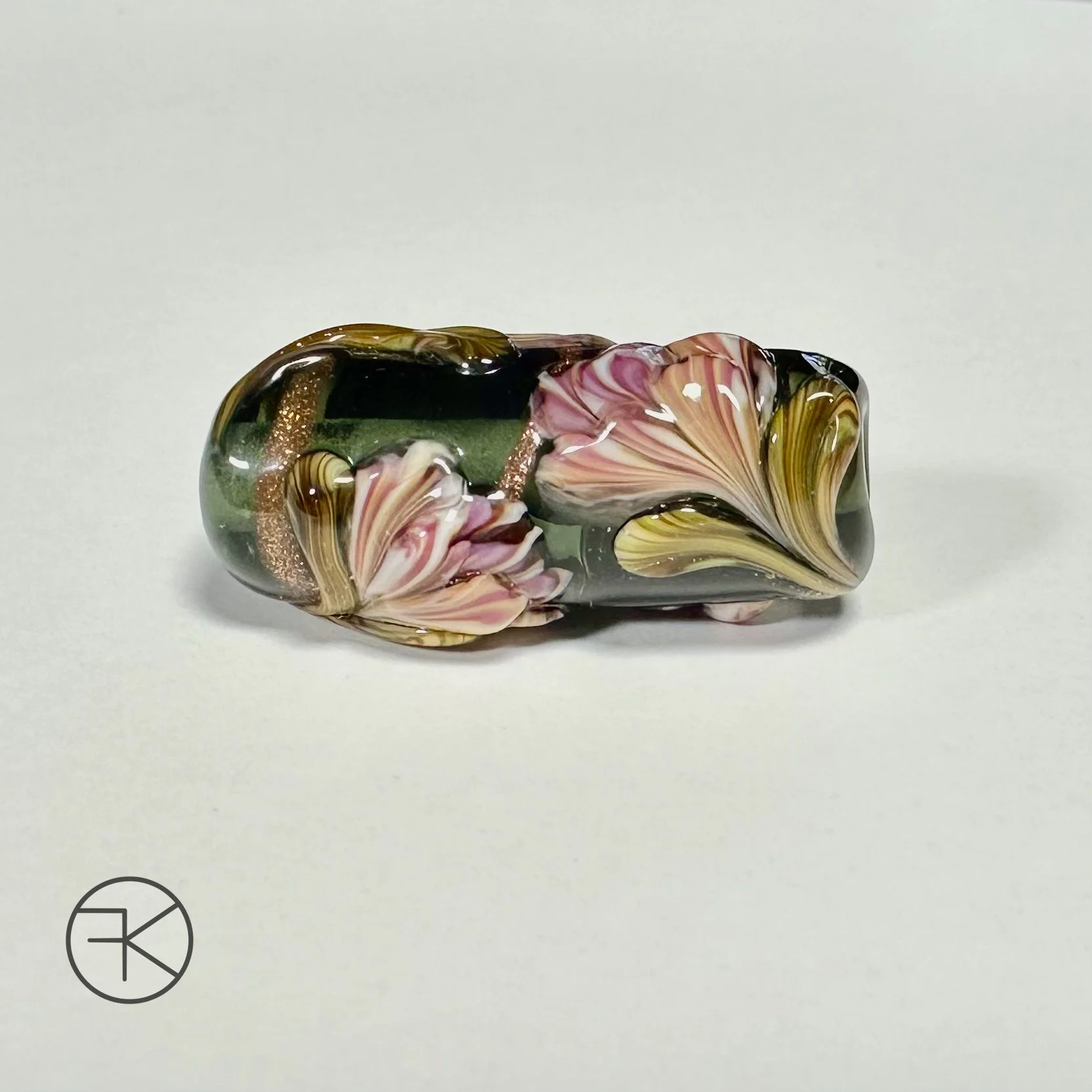 Handmade glass bead 6368042