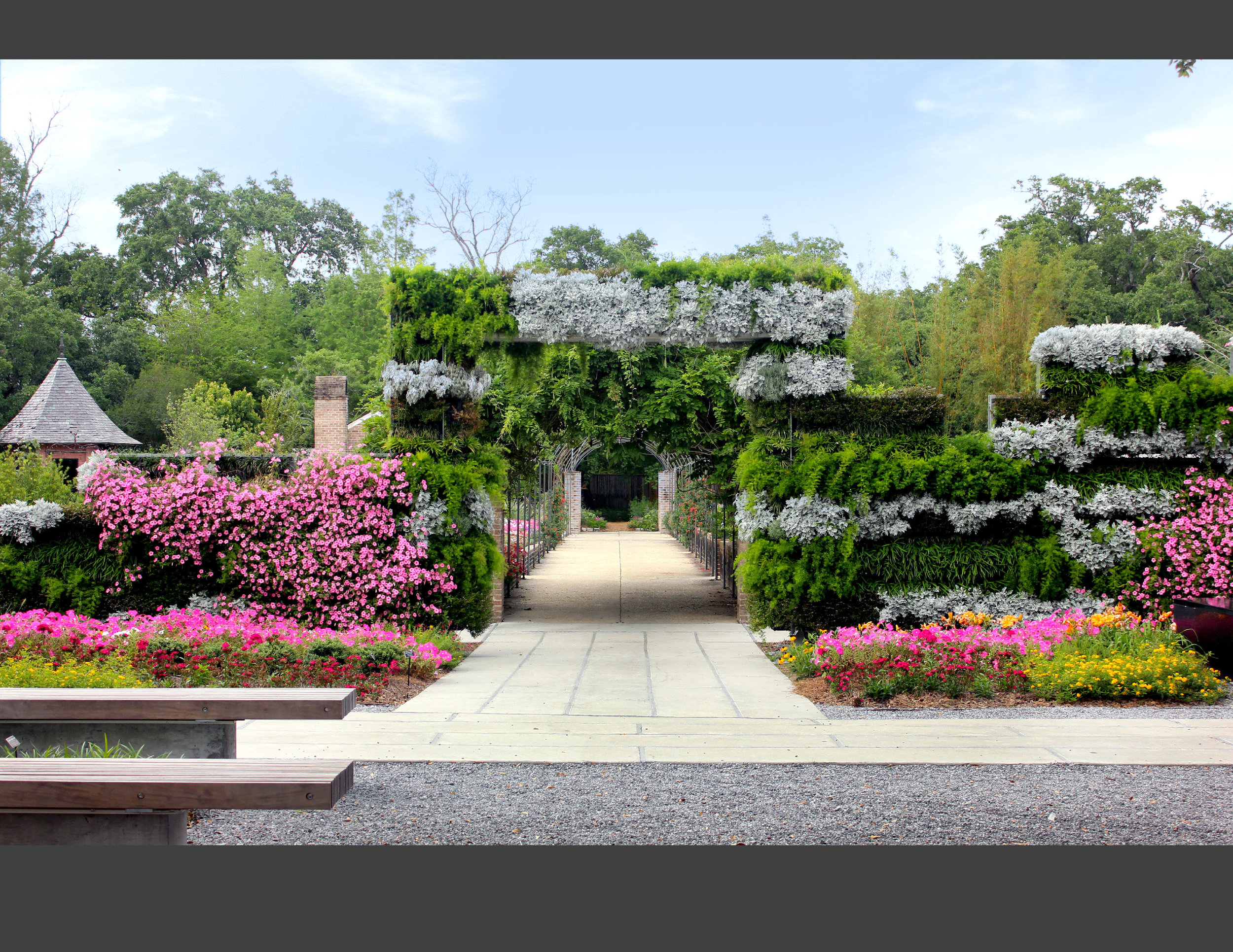 CARBO Landscape - New Orleans Botanical Garden_Page_05.jpg