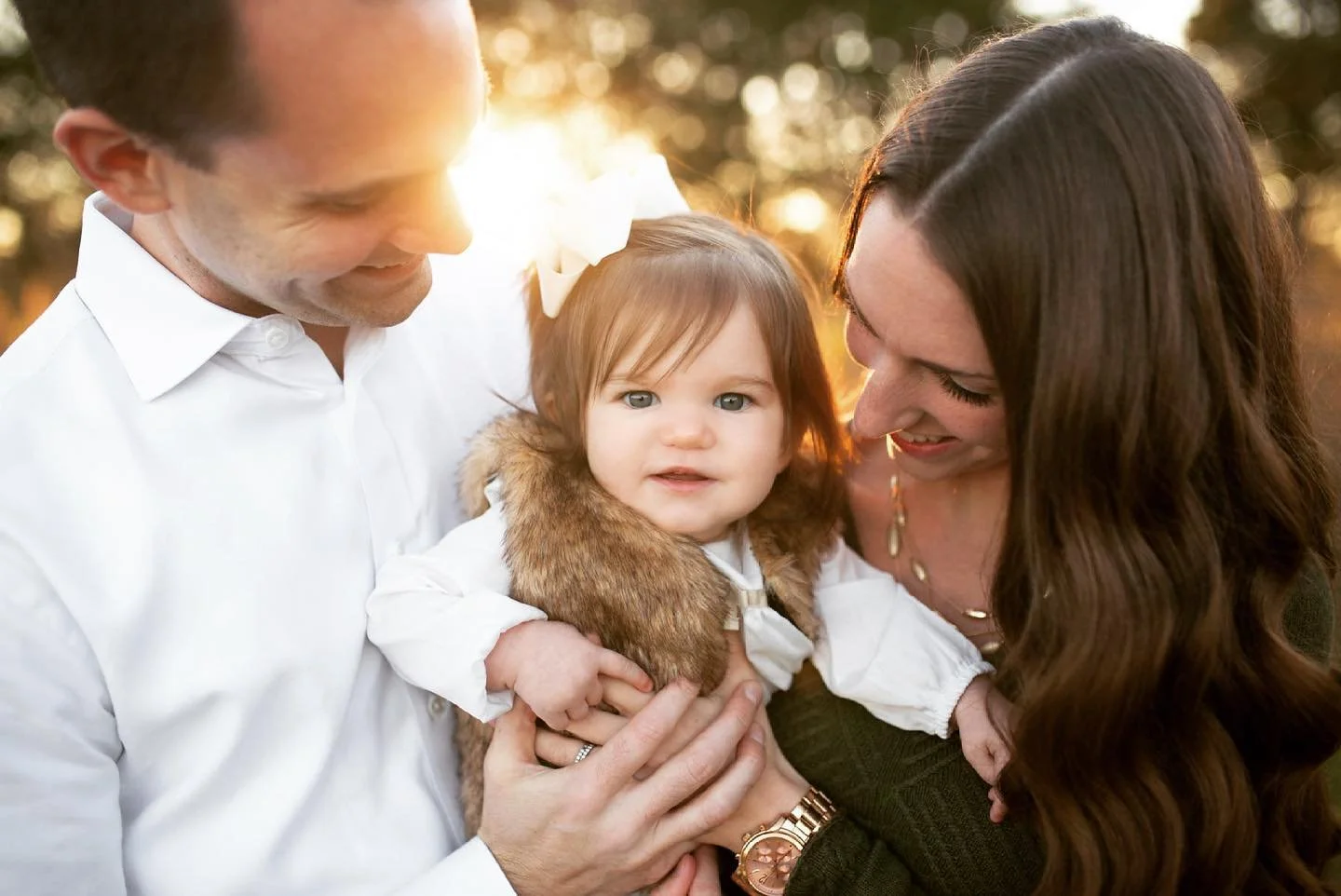 happy Wednesday, I&rsquo;ve been loving all these families coming to see me again this summer and I&rsquo;m slowly prepping for the fall! My schedule is looking crazy so if you need to book with me for the fall message me ASAP to at least get on my l