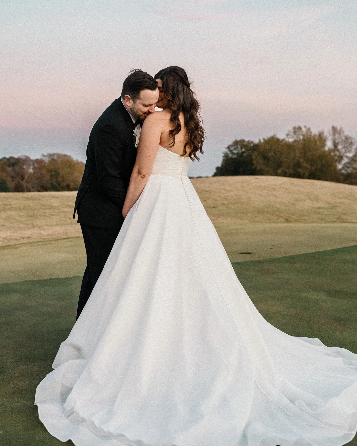 What a beautiful and fun wedding it was! And we know how to party 🎊 ! Kevin and Jessie were absolutely stunning!🤩 congratulations!
Venue - Carmel Country Club
Wedding planner @detailsweddingplanning 
Hair/Makeup @jenniferabercrombiebeauty 
Ceremony