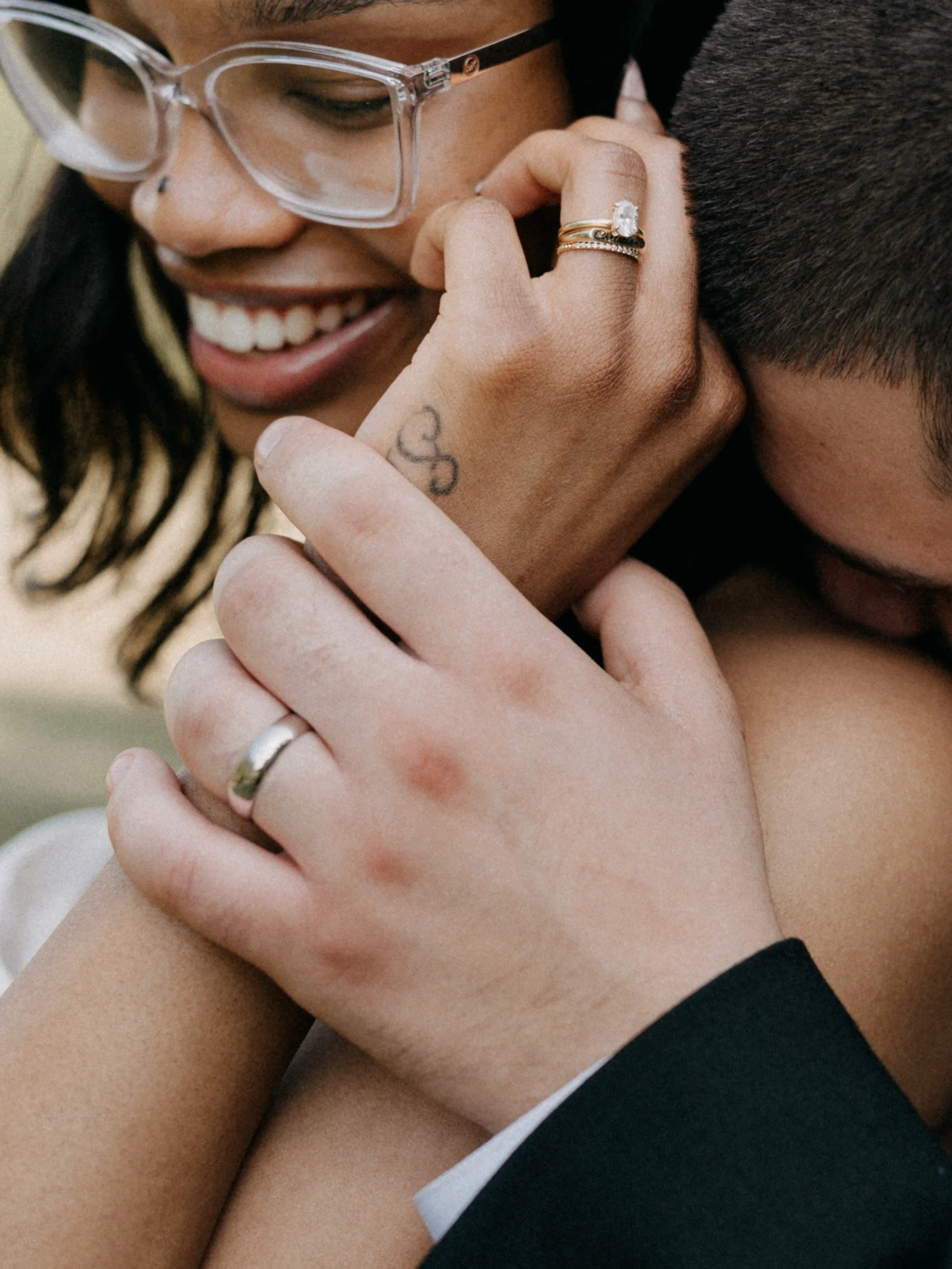 It was a very intimate and beautiful wedding. What a gorgeous summer wedding for this sweet couple! 
Venue @tuscanridgewedding 
Cake @nothingbundtcakes