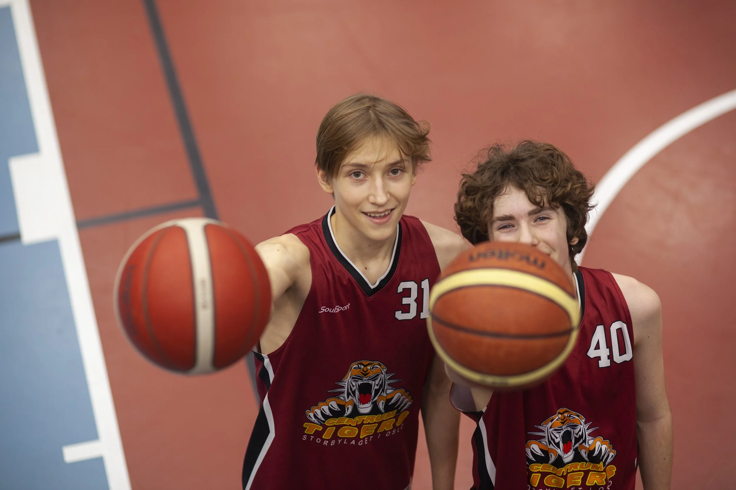 Vulkanhallen: Hjemmearena for alle lag