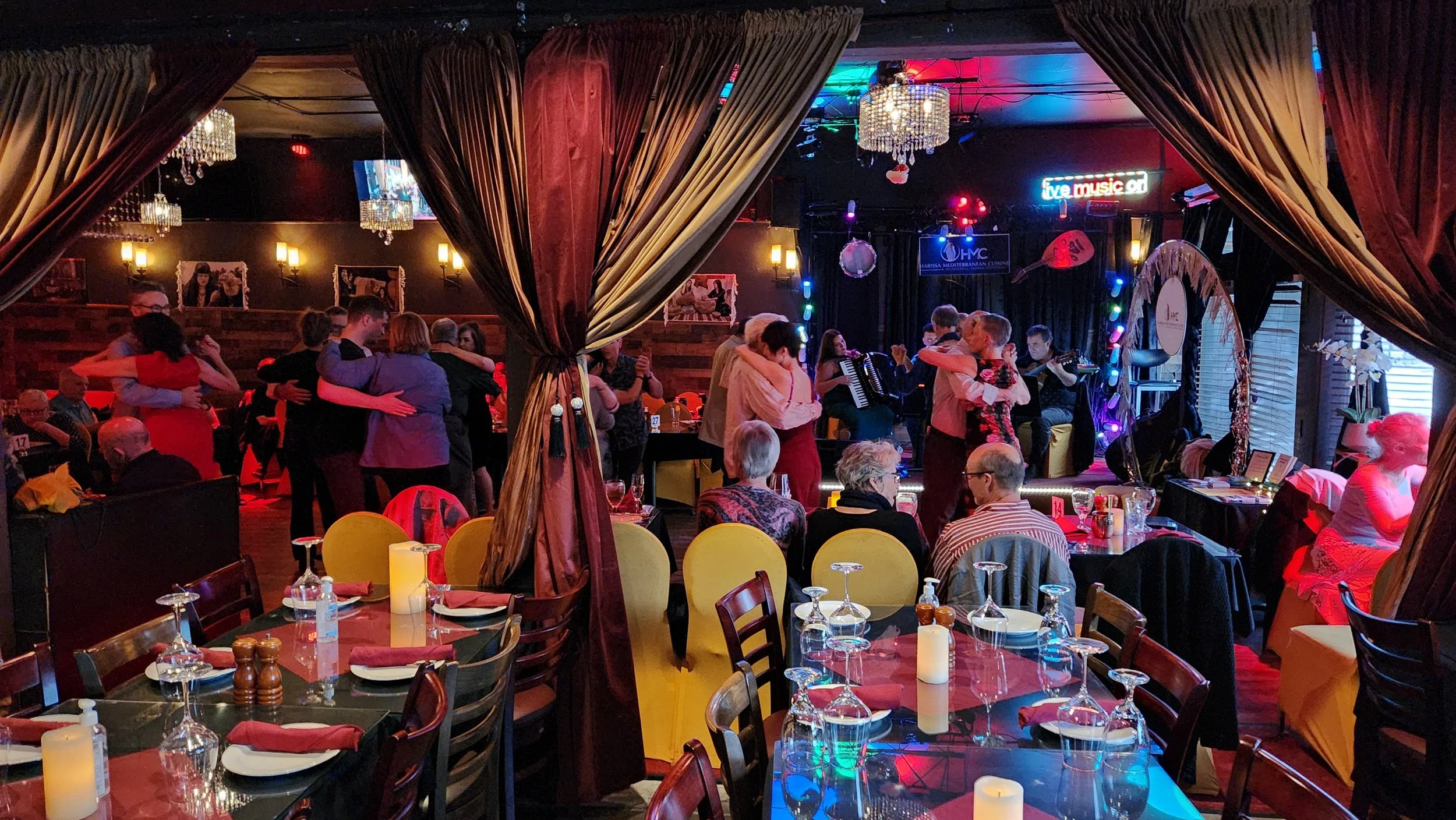 TangoHappyHour w/ live music &amp; drop-in lesson!