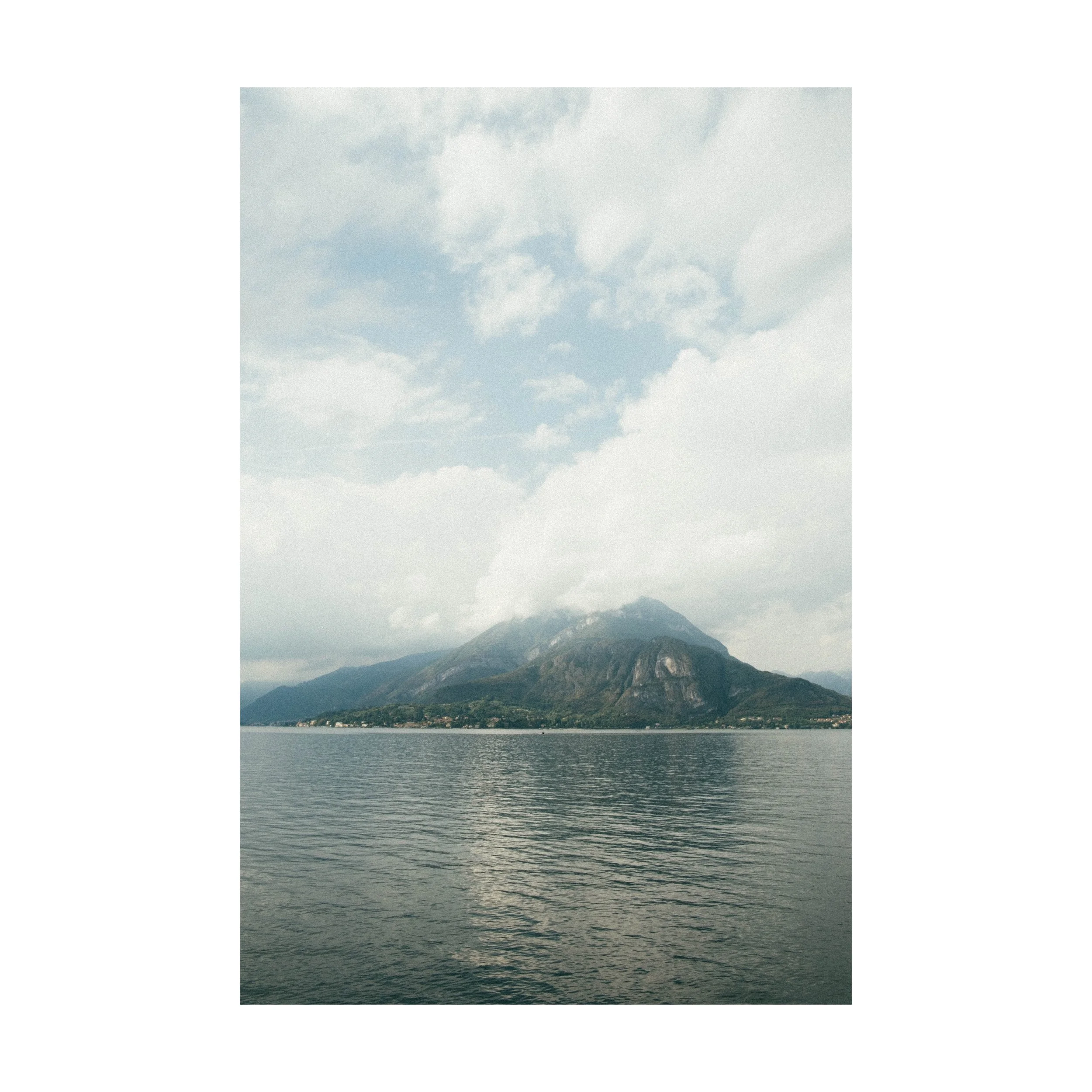 Lake Como Mountain_square.jpg