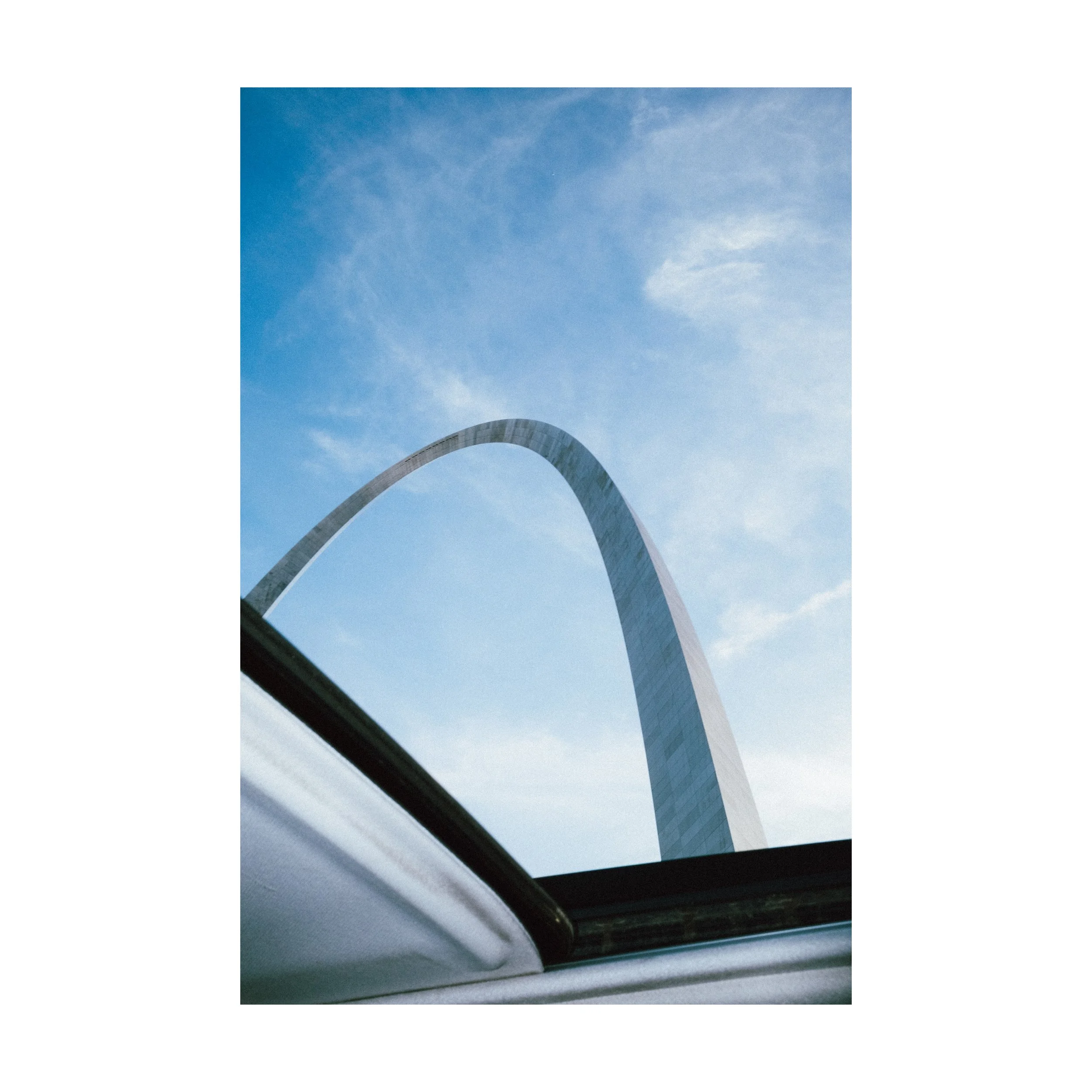 Gateway Arch drive byJPG_square.jpg
