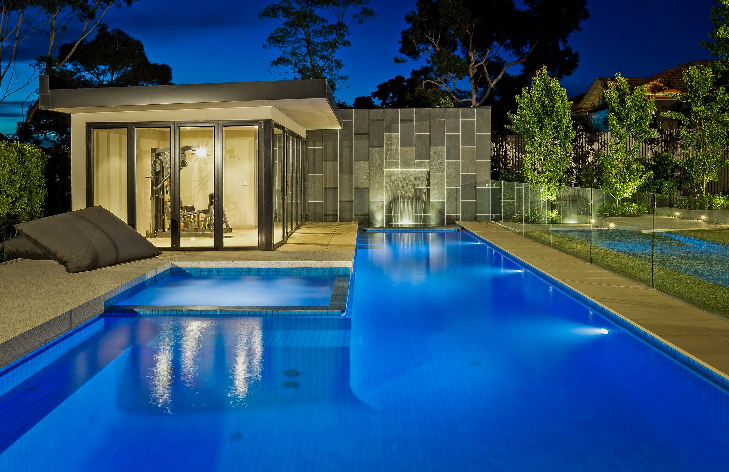 Mixed Web image-7.jpg