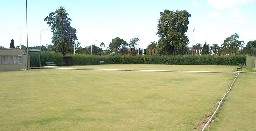 10- Fitzroy Croquet Clubroom & grounds  2002b.jpg