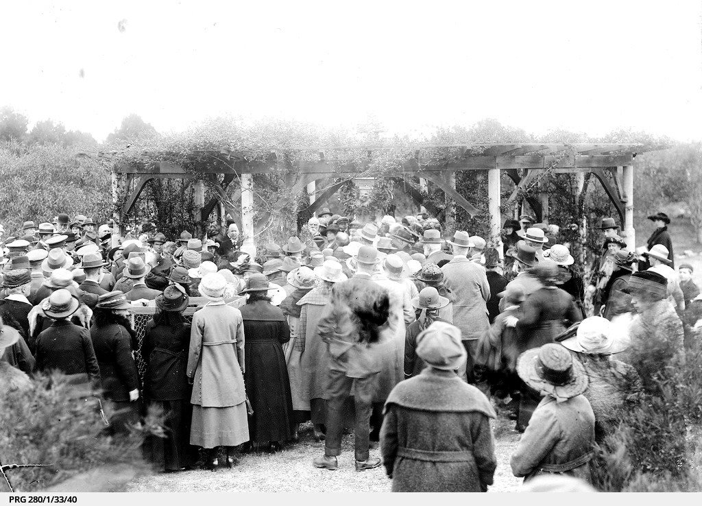 Anzac Day ceremonies at the Wattle Grove, 1920s