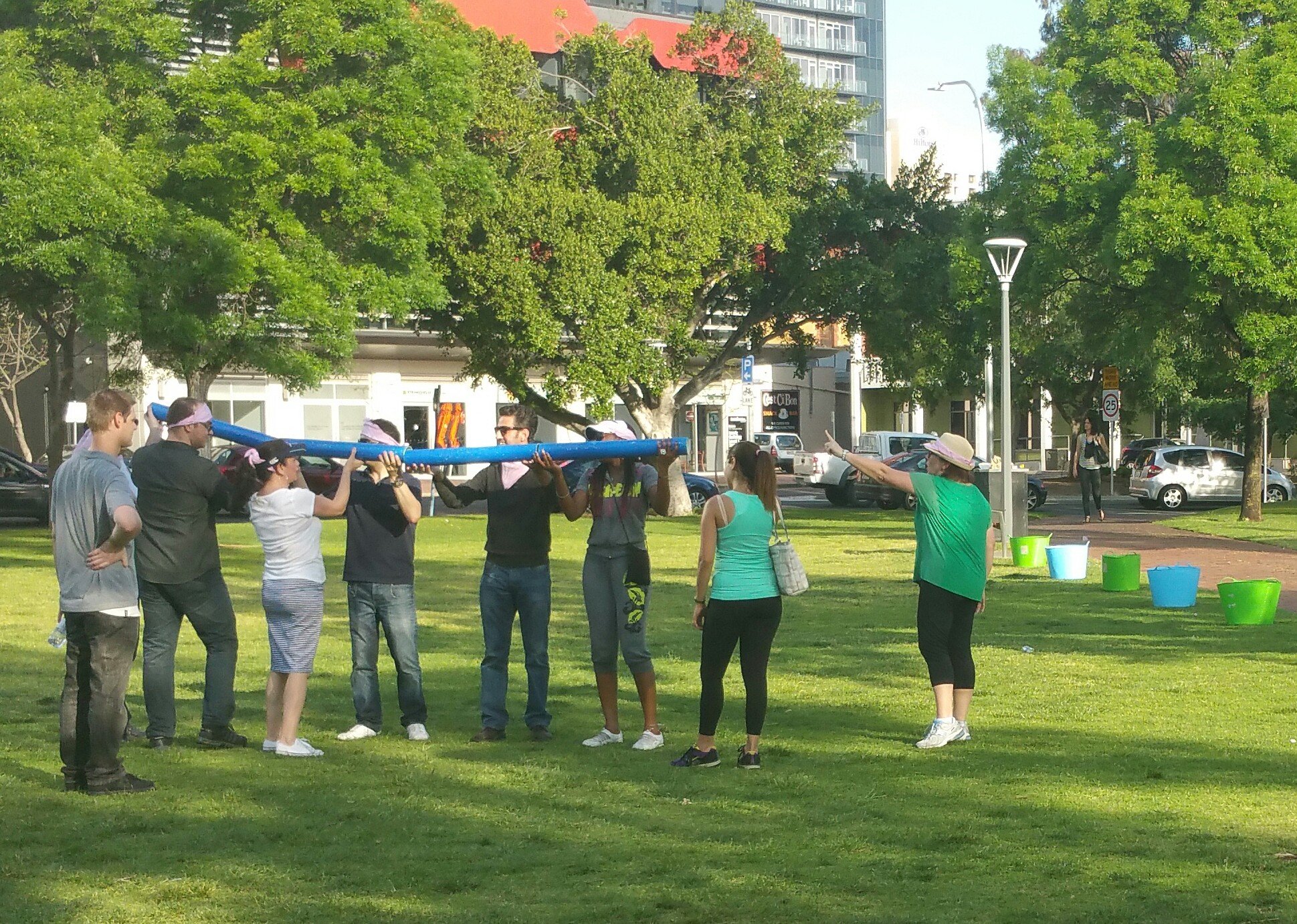 Exercise class in Light Square / Wauwi