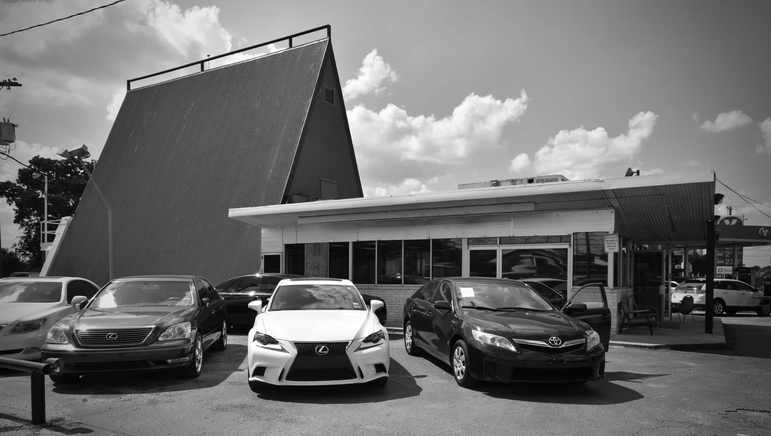 Super Car Lot