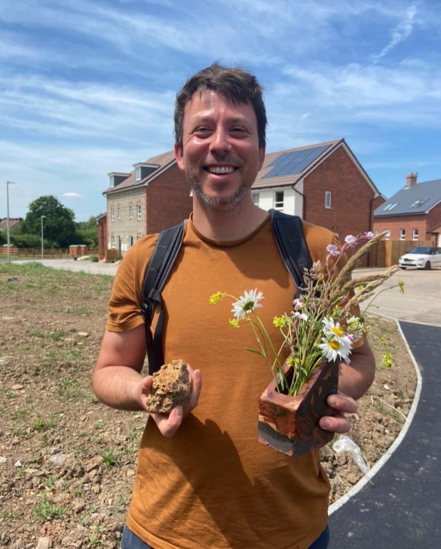 Standing on the spot where I  collected the first sample of Lyde Green clay almost a year ago! It&rsquo;s come a long way since then! Thanks @suzanneheath for capturing this moment ! Last image is me taking the sample home on my bike last July!😁✨🌞?