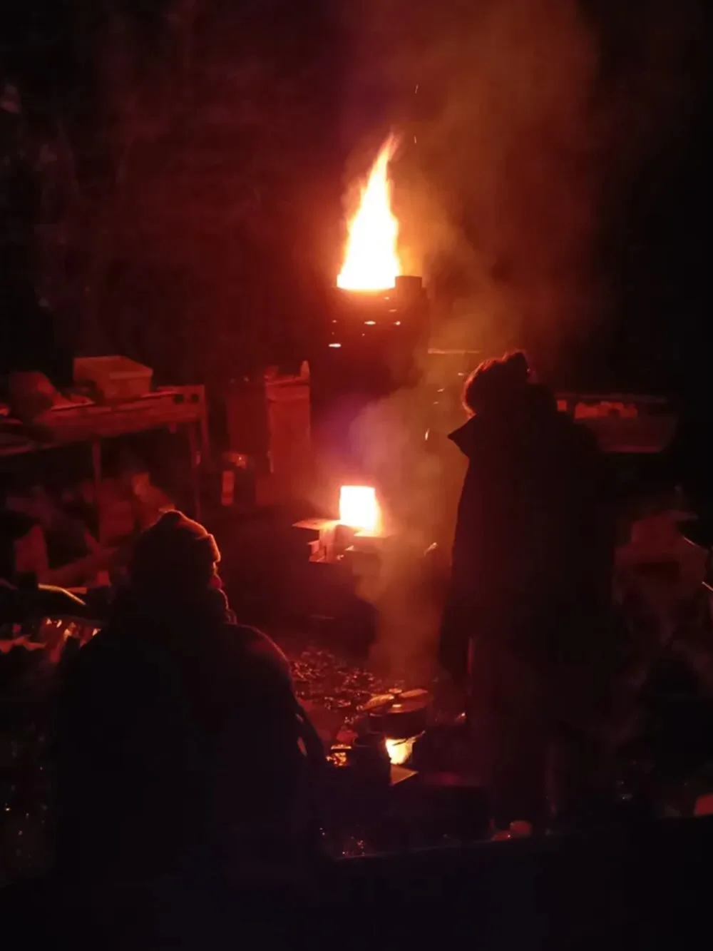 Recent firing with @lucycheminaisceramics @petrosvoy and @philroot with @guymarshallbrown (cheering from the sidelines) 😁🔥