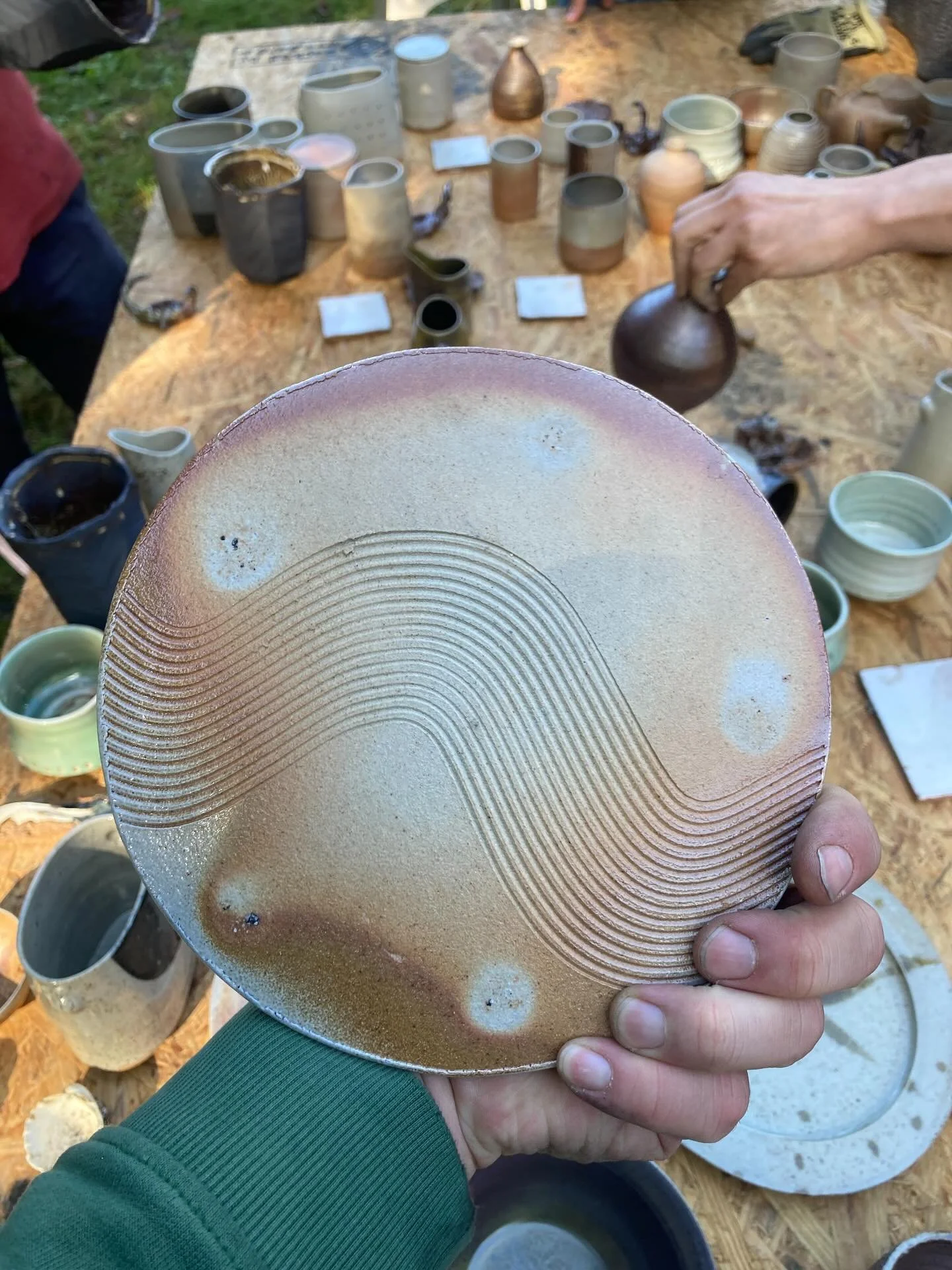 Stunning underside of a plate by Carine van Gestel 🌞