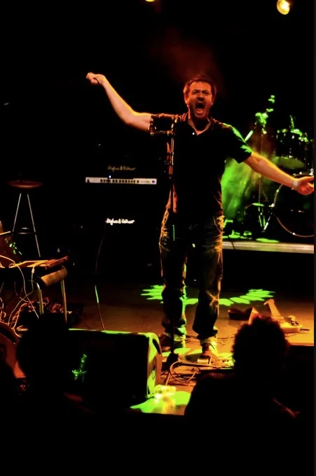 lester @mezz 2010.jpg