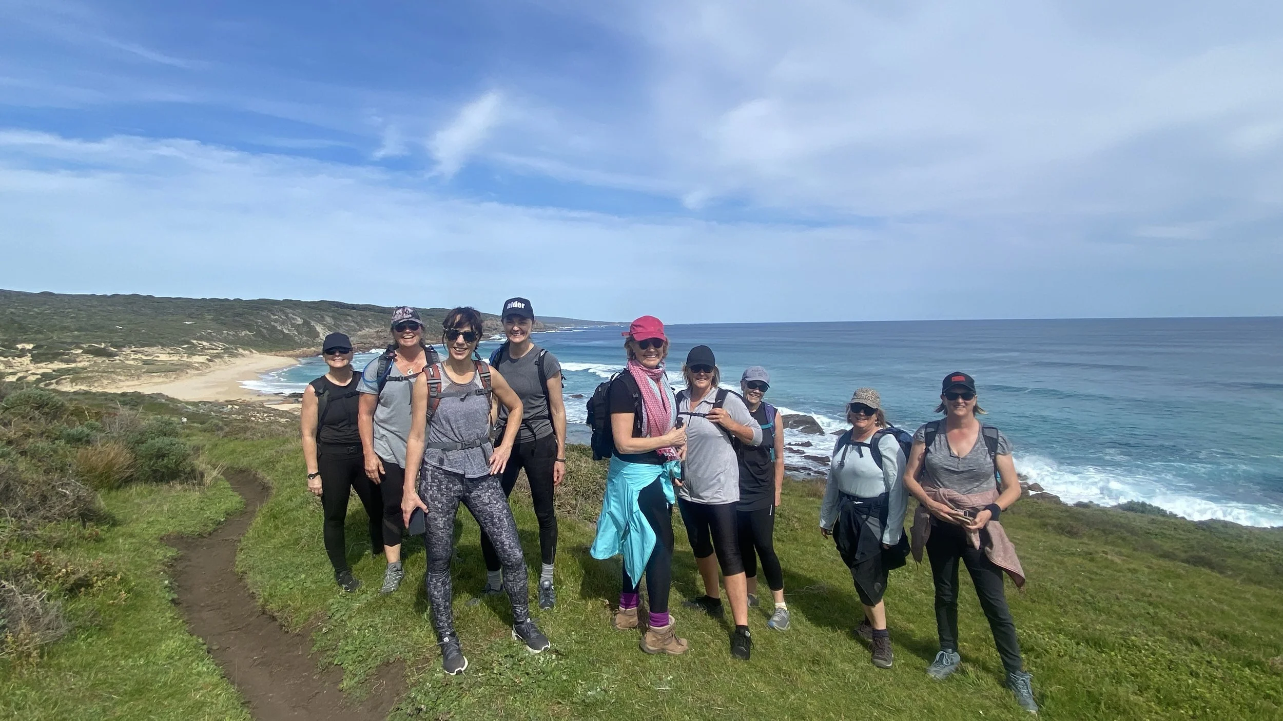 New friends on the Cape to Cape track - Edgewalkers Walking & Yoga 3-day Mini-Retreat - Margaret River
