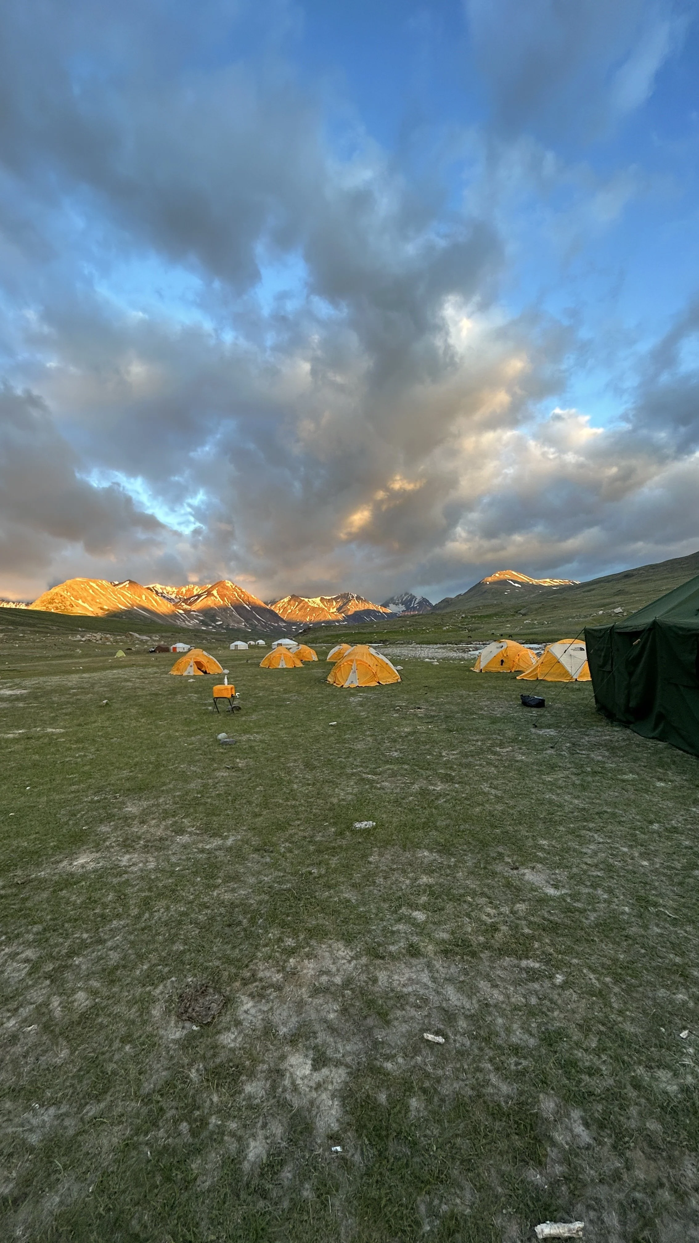 Tavan Bogd NP 2023 1 3009.JPG