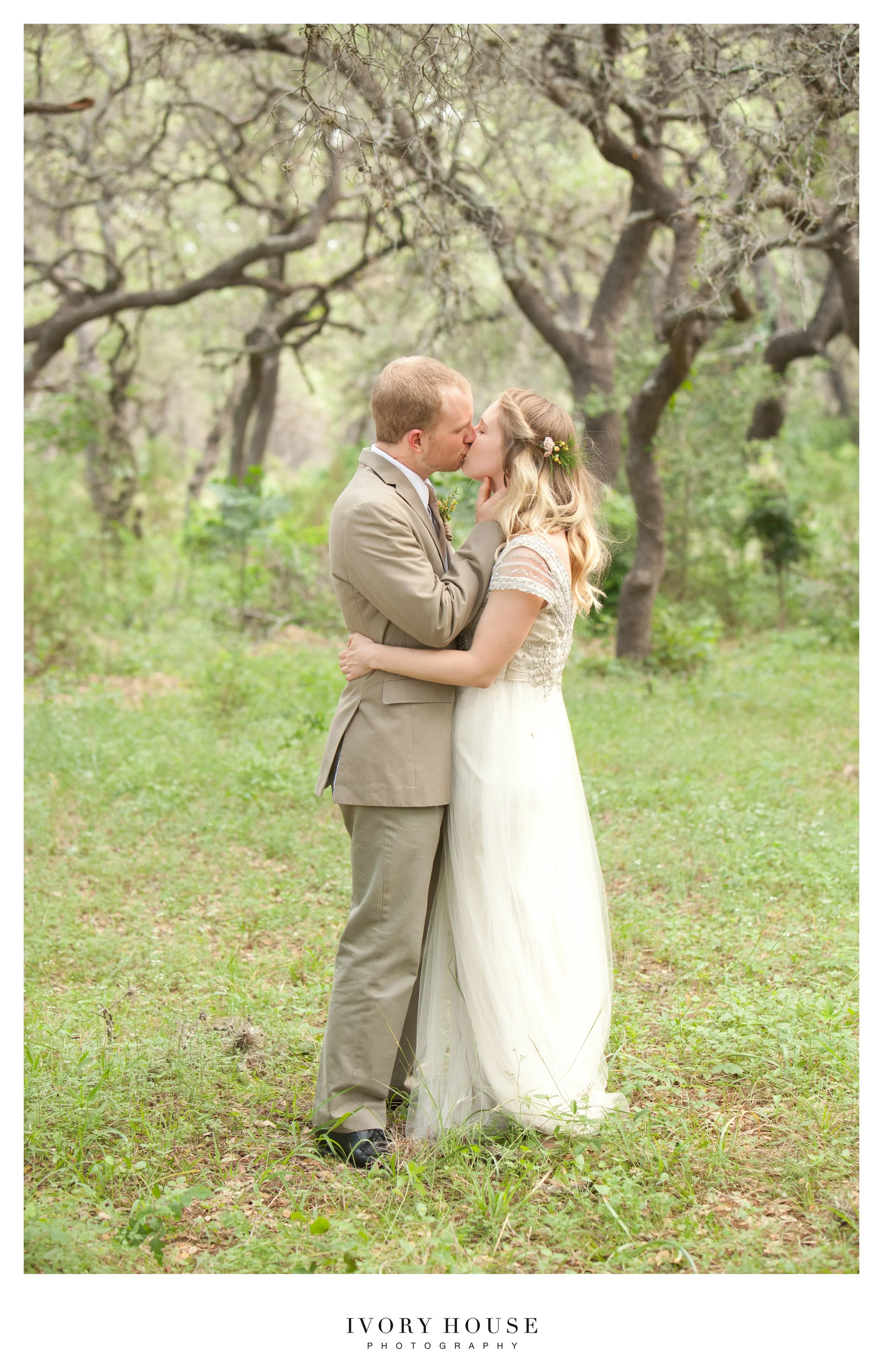 Travel Weddings Ivory House Photography.jpg