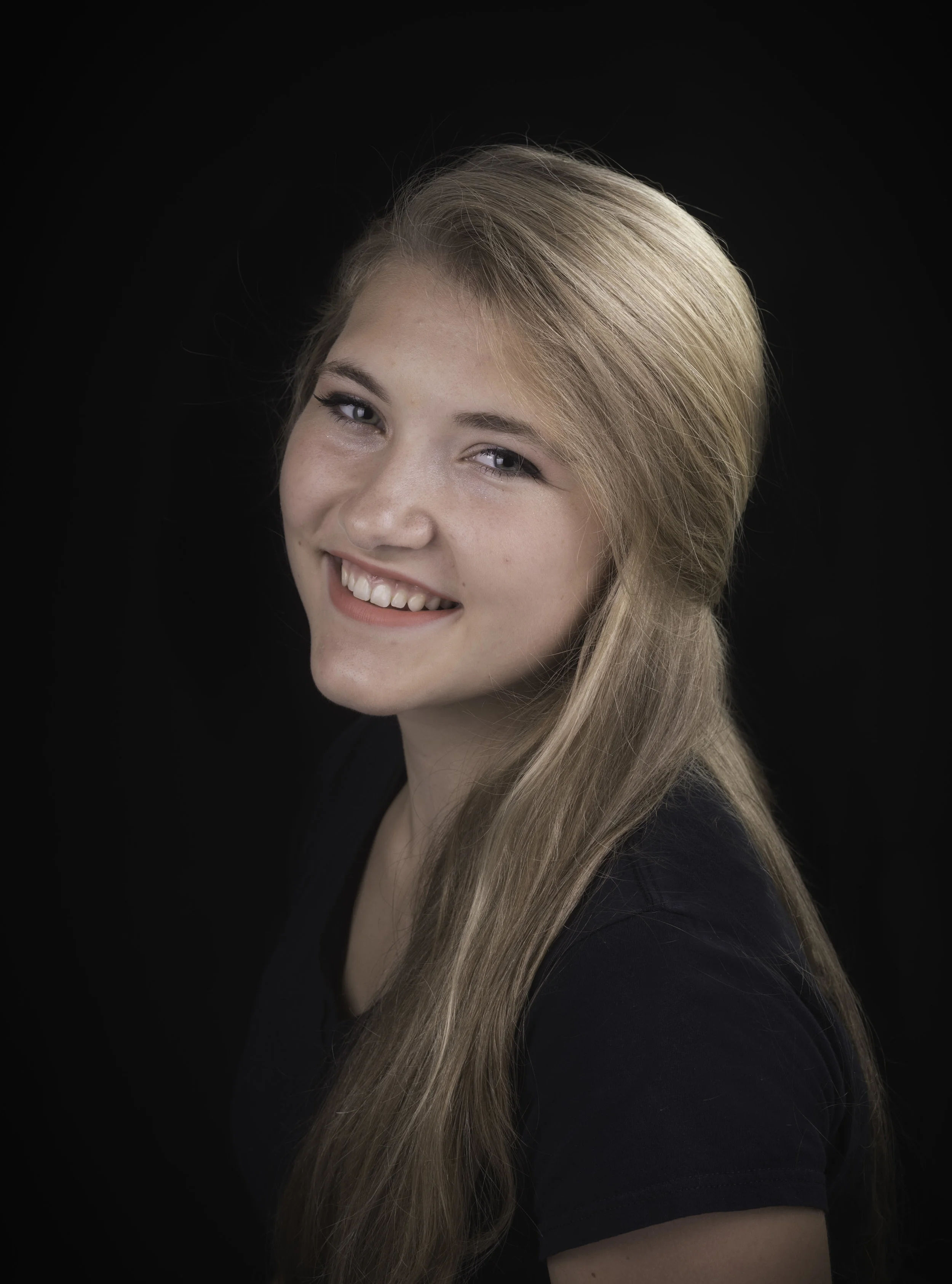 Maddy Leckwee.jpg