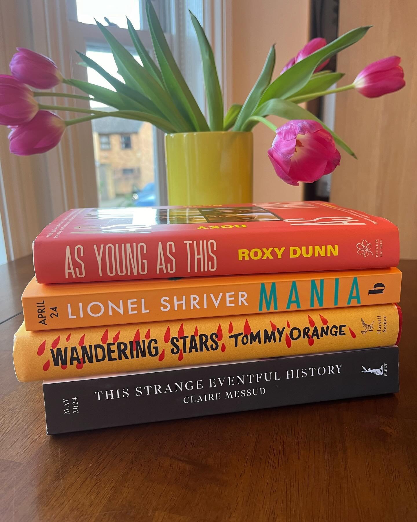 March work reads suggest that the era of green books 🍃 📚 is over and an orange/mustard 🍊tide of covers is coming : I&rsquo;ve interviewed @roxy.dunn for @faneproductions and Lionel Shriver about her finances elsewhere. I&rsquo;ve reviewed Tommy Or