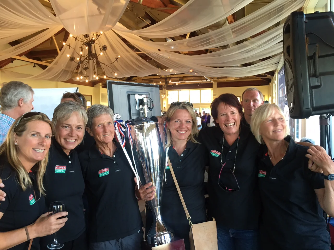 ClipperTelemed+ girls with the trophy (where's Kat?)