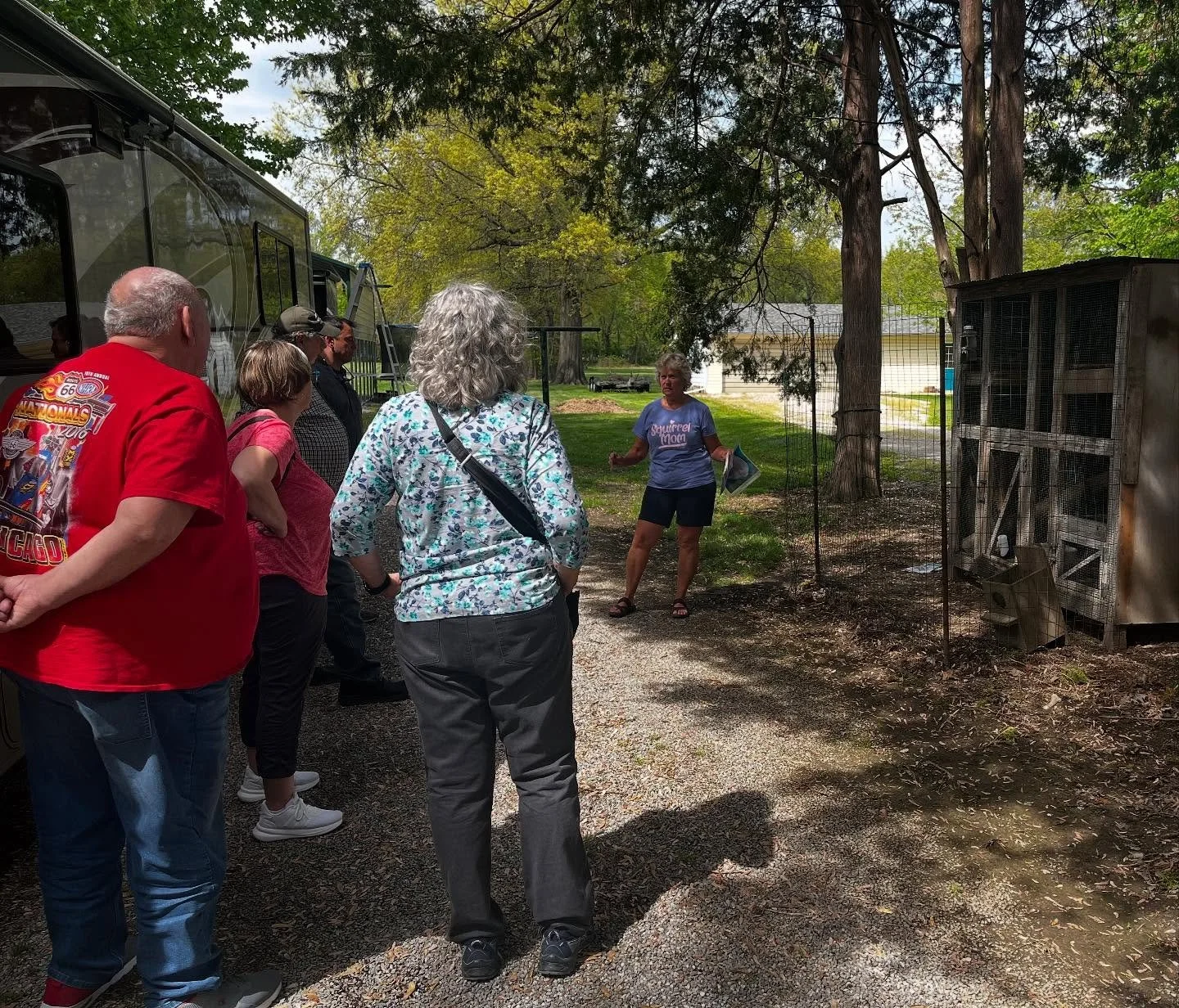 The final stop on the pre-field trip was in Olney, IL. Here there are rare albino gray squirrels, the so-called white squirrels of Olney. Although numbers of these animals are down, the town is trying to ensure their vitality. Our geographers got to