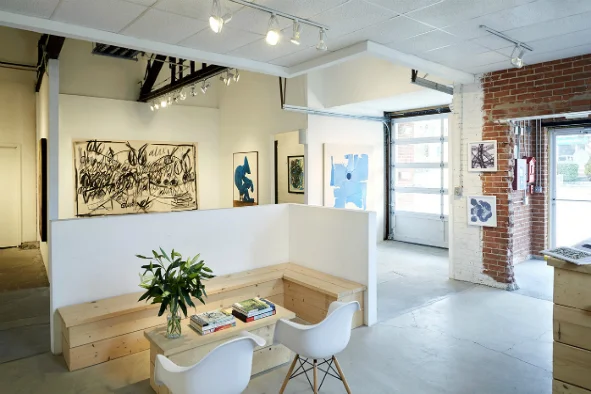 OneWay Gallery interior.